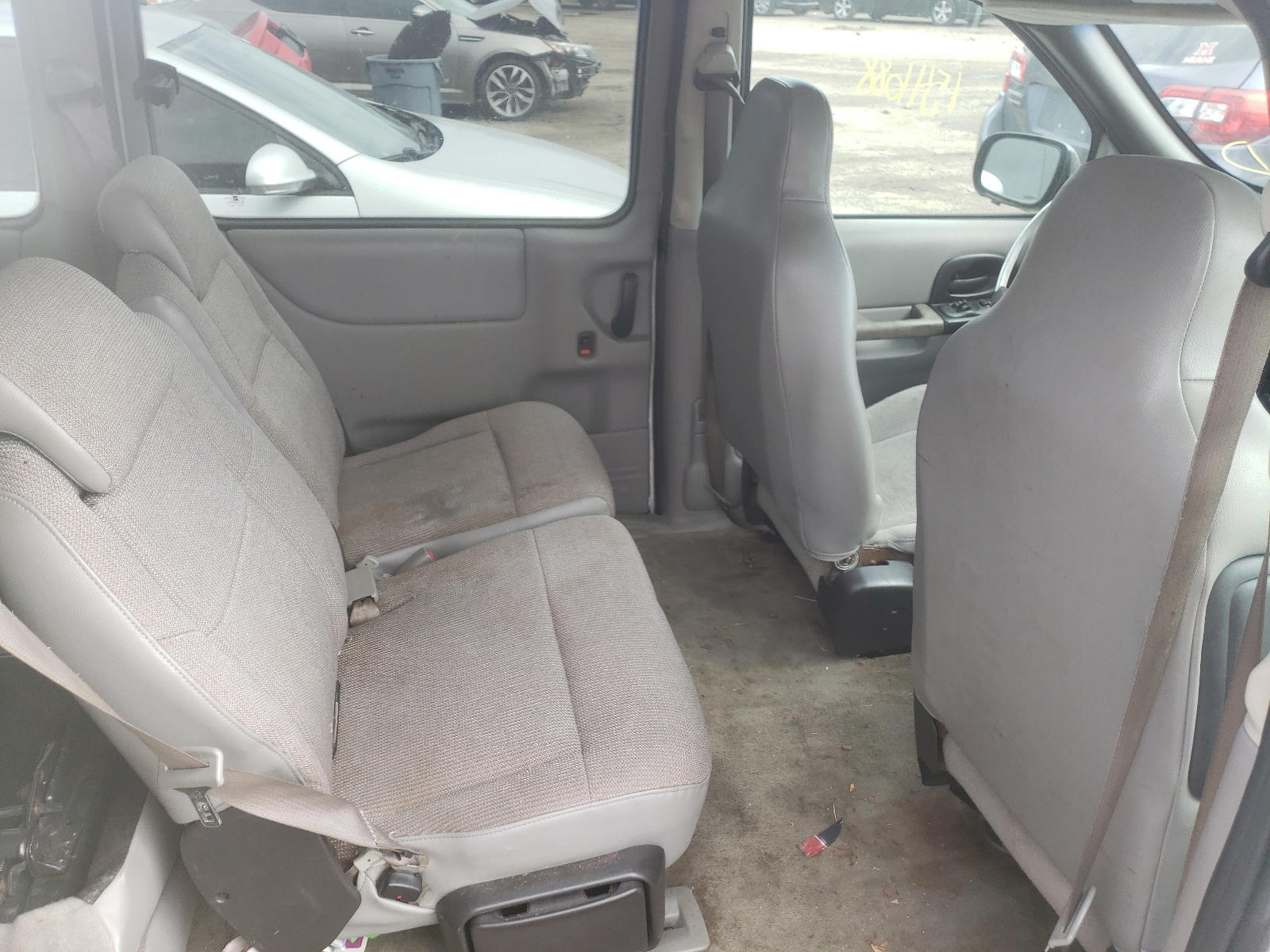 Photo 6 from auction – 2004 CHEVROLET VENTURE with VIN 1GNDU03E14D258725