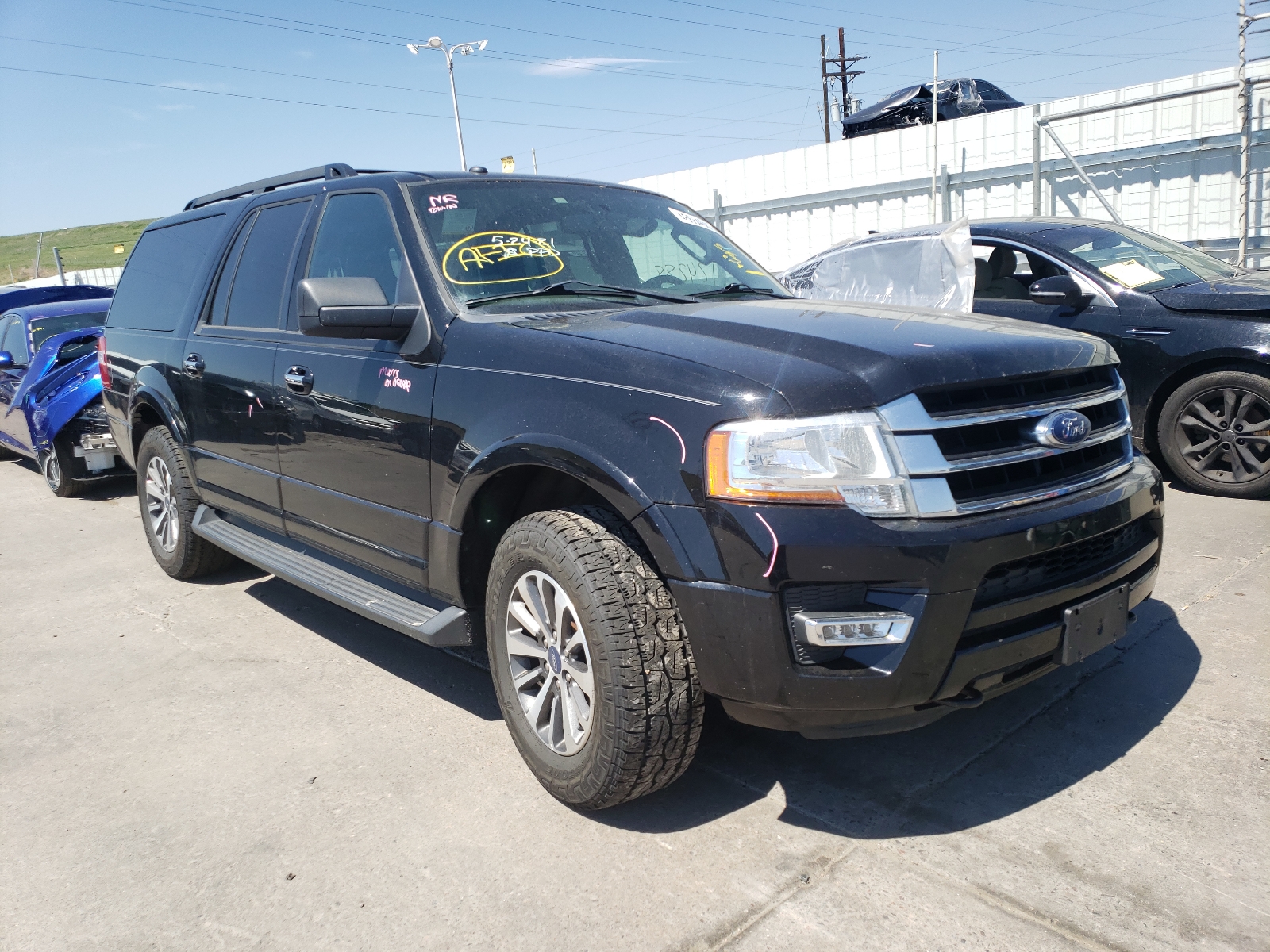 FORD EXPEDITION 2016 with VIN 1FMJK1JT3GEF38794 - Photo from auction