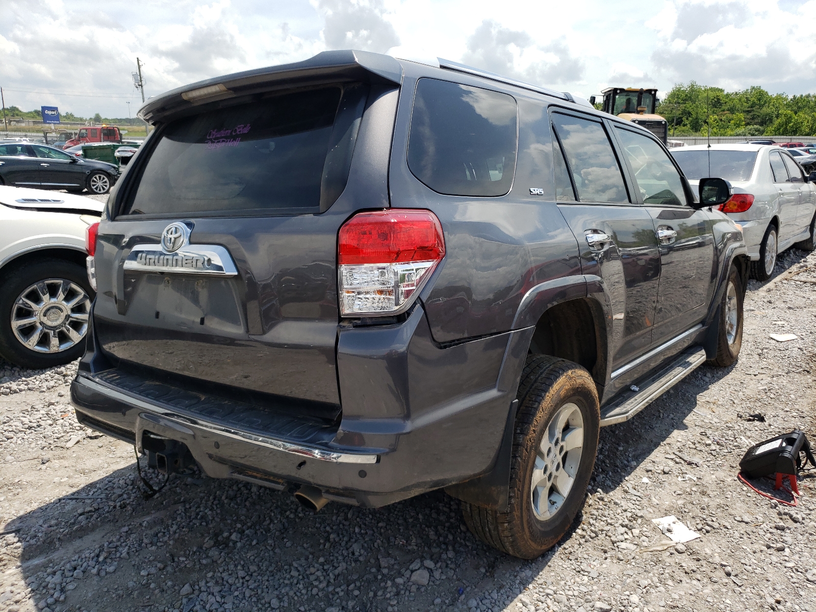 Zdjęcie 4 z aukcji – 2013 TOYOTA 4RUNNER SR z VIN JTEZU5JR8D5053670
