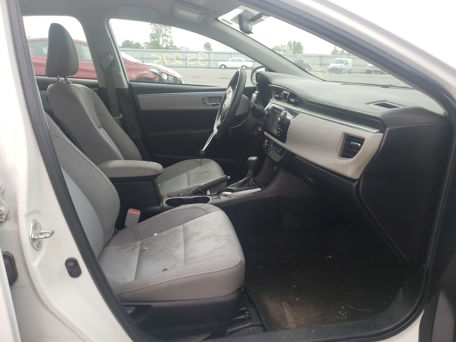 Zdjęcie 5 z aukcji – 2015 TOYOTA COROLLA z VIN 2T1BURHE5GC564745