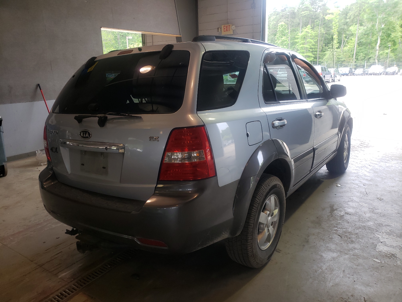Photo 4 from auction – 2008 KIA SORENTO EX with VIN KNDJC736285856600