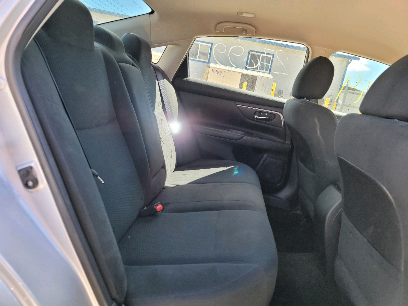 Photo 6 from auction – 2015 NISSAN ALTIMA 2.5 with VIN 1N4AL3AP0FC268021