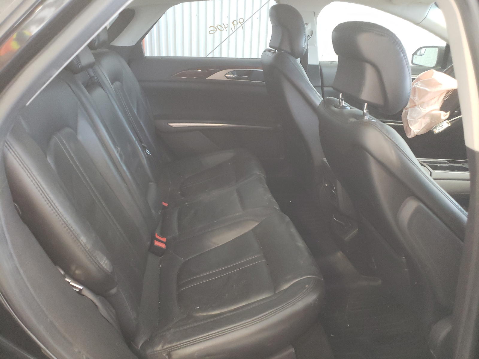 Photo 6 from auction – 2014 LINCOLN MKZ with VIN 3LN6L2J90ER830328