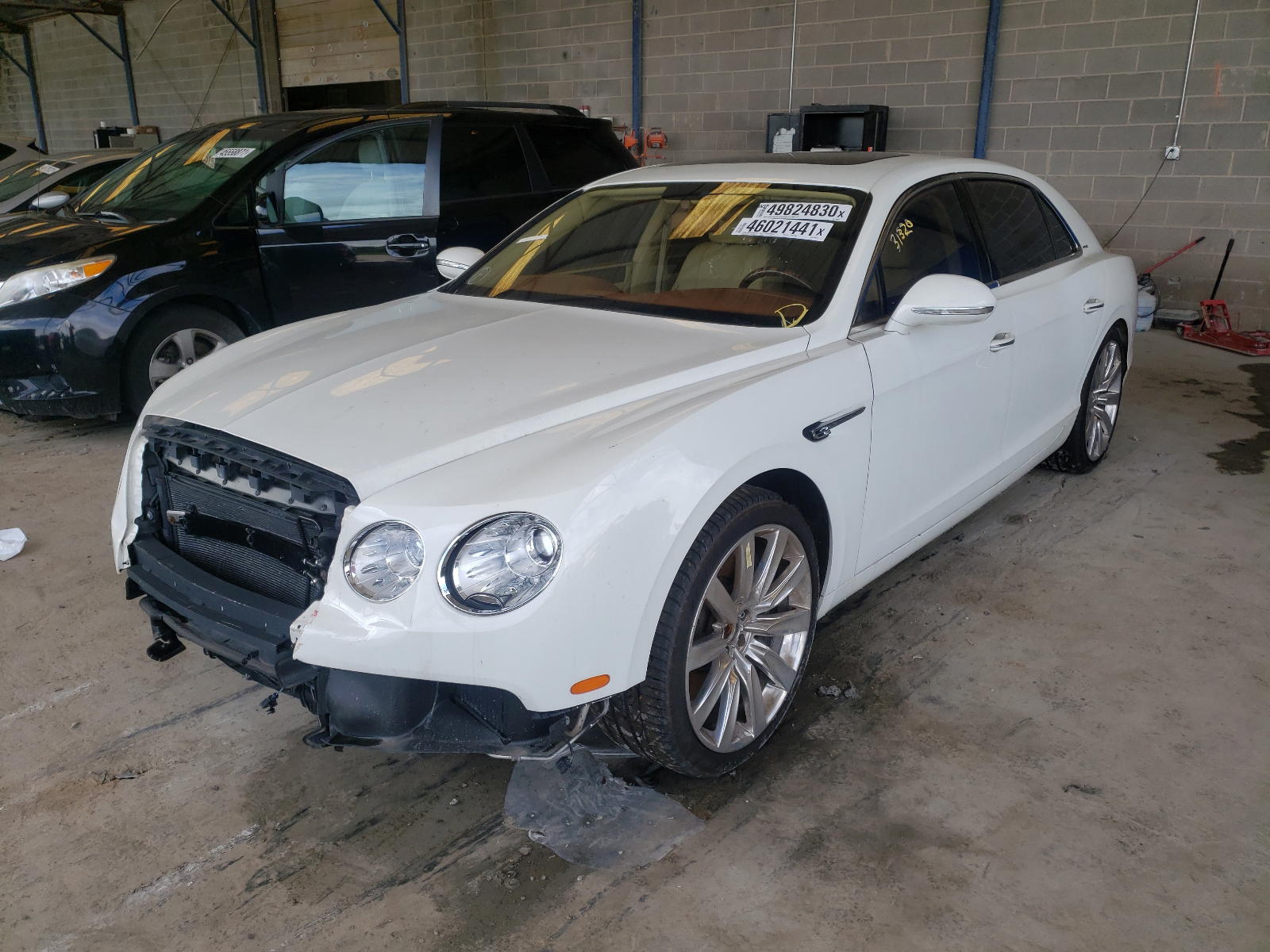 Photo 2 from auction – 2014 BENTLEY FLYING SPU with VIN SCBEC9ZA8EC089371