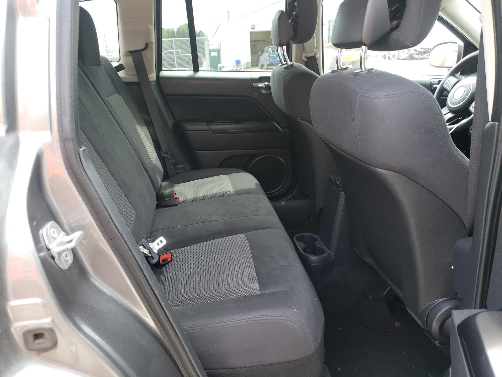 Photo 6 from auction – 2011 JEEP COMPASS SP with VIN 1J4NT1FB4BD236071