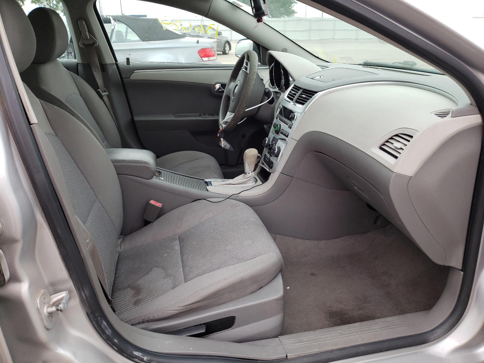 Photo 5 from auction – 2012 CHEVROLET MALIBU LS with VIN 1G1ZA5EU4CF190697