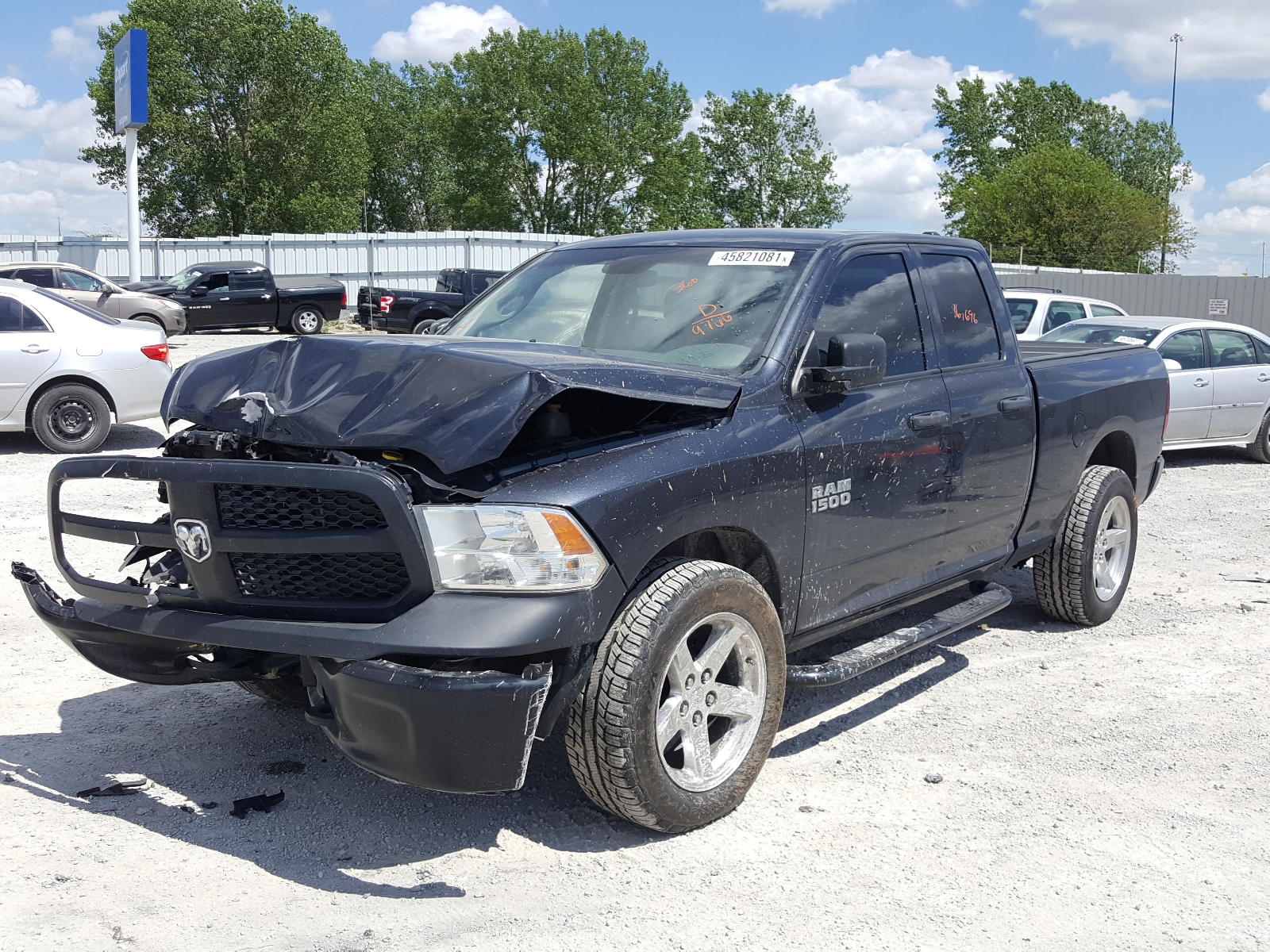 Photo 2 from auction – 2015 RAM 1500 ST with VIN 1C6RR7FG2FS789766