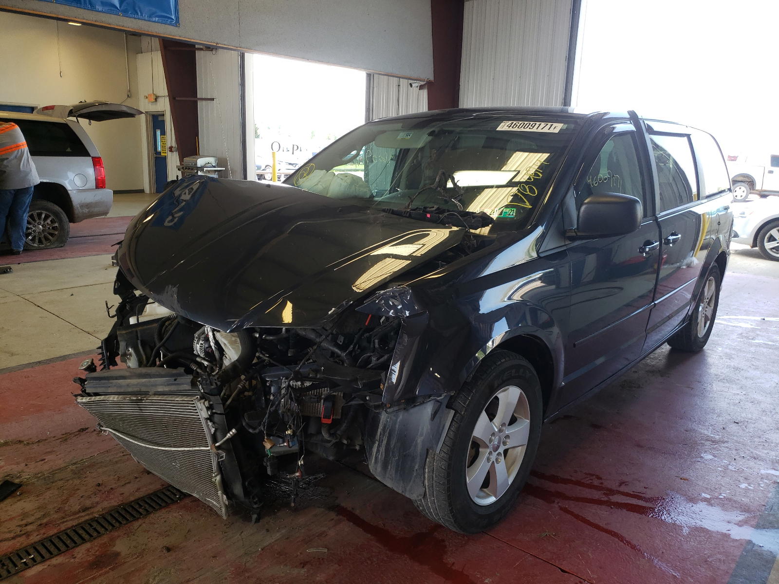 Photo 2 from auction – 2013 DODGE GRAND CARA with VIN 2C4RDGBG2DR692269
