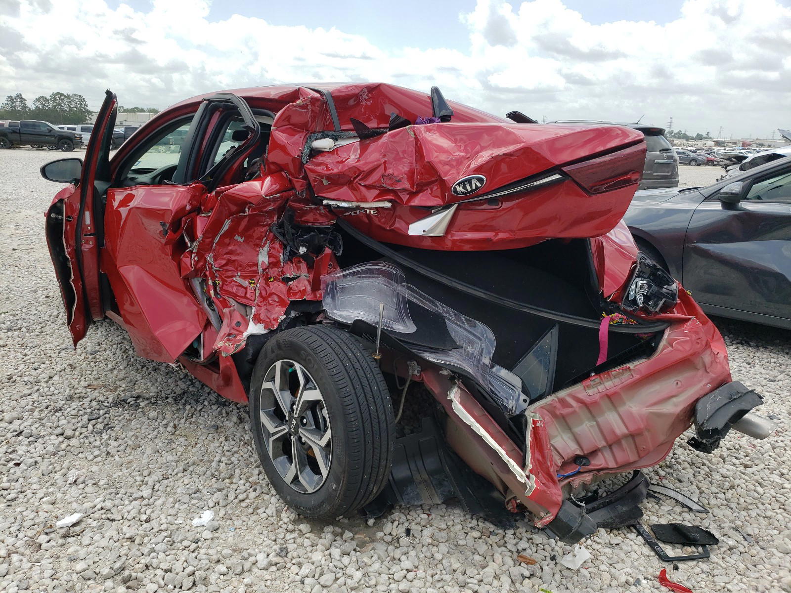 Photo 3 from auction – 2020 KIA FORTE FE with VIN 3KPF24AD1LE248024