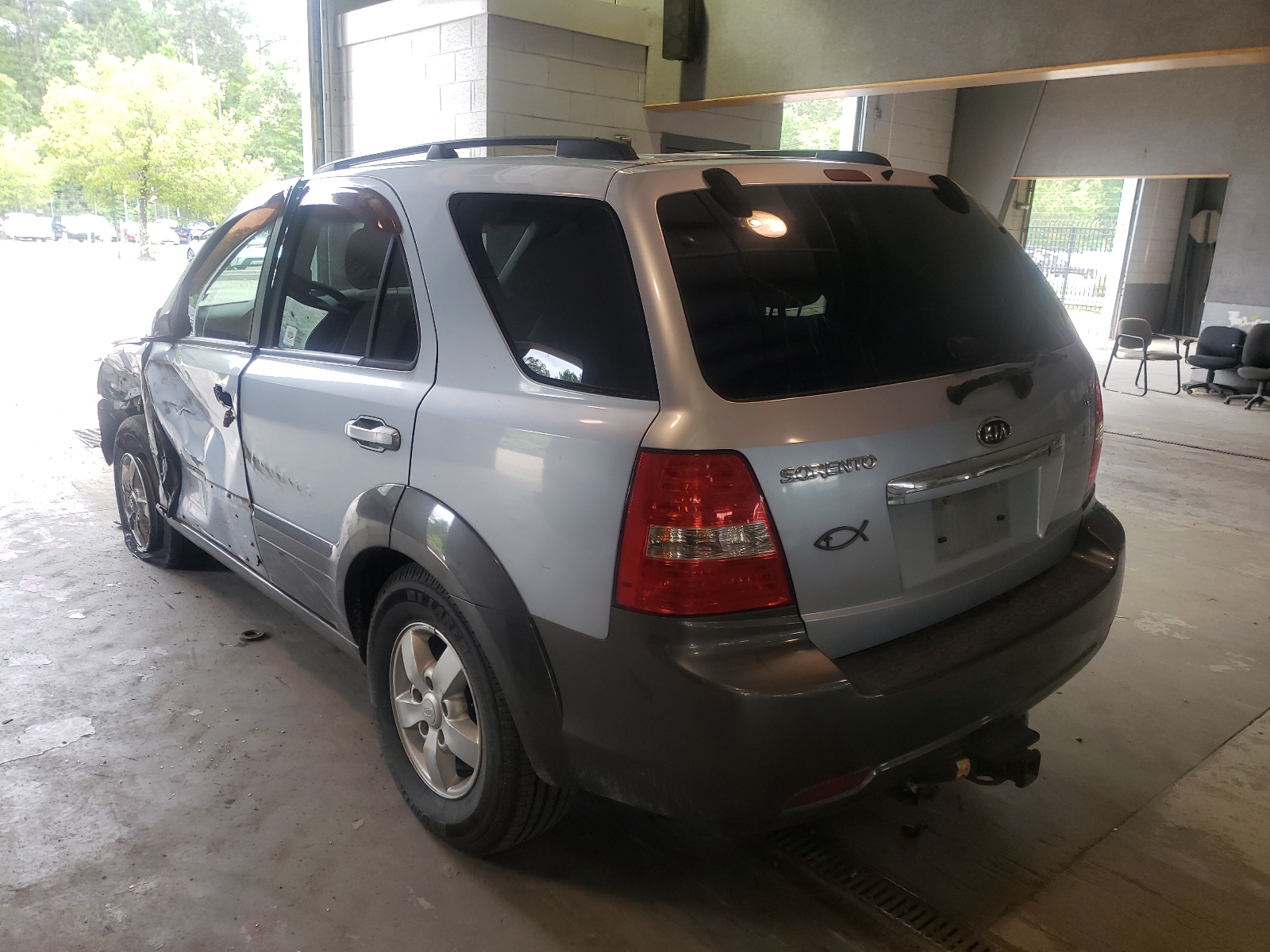 Photo 3 from auction – 2008 KIA SORENTO EX with VIN KNDJC736285856600