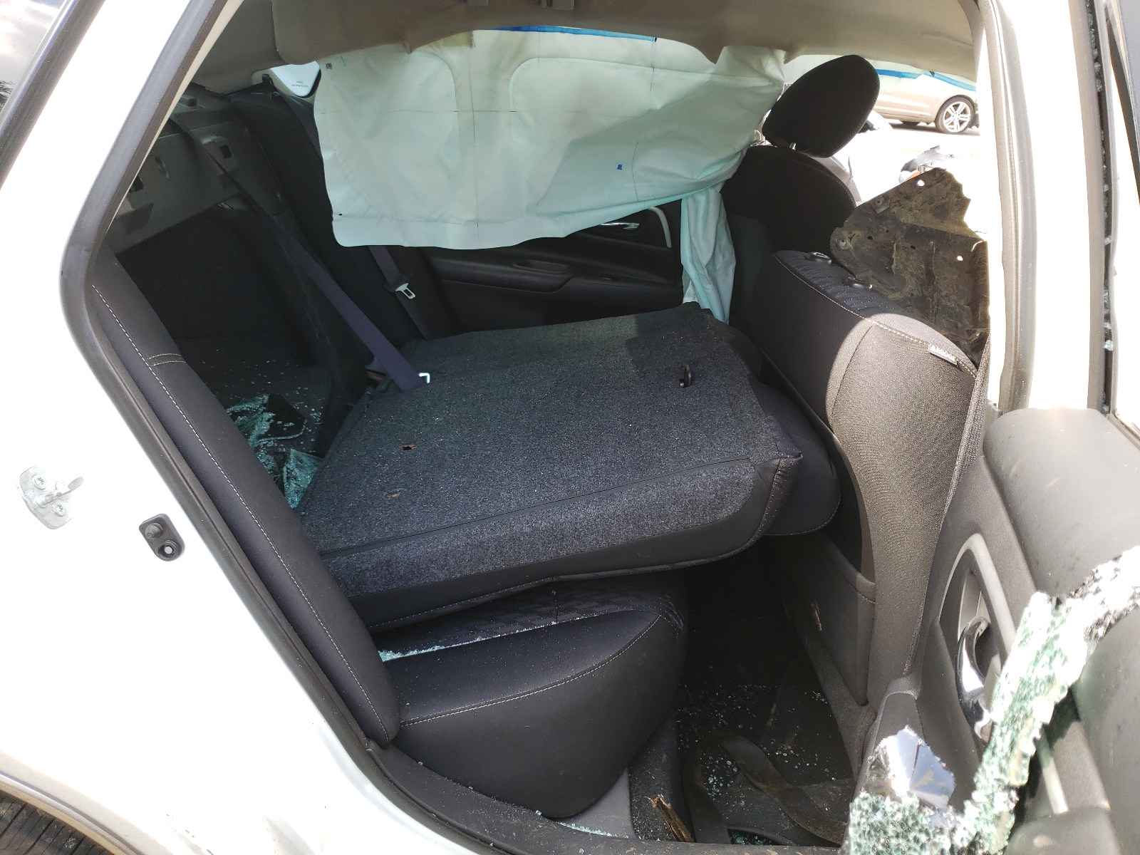 Photo 6 from auction – 2016 NISSAN ALTIMA 2.5 with VIN 1N4AL3AP5GC290713