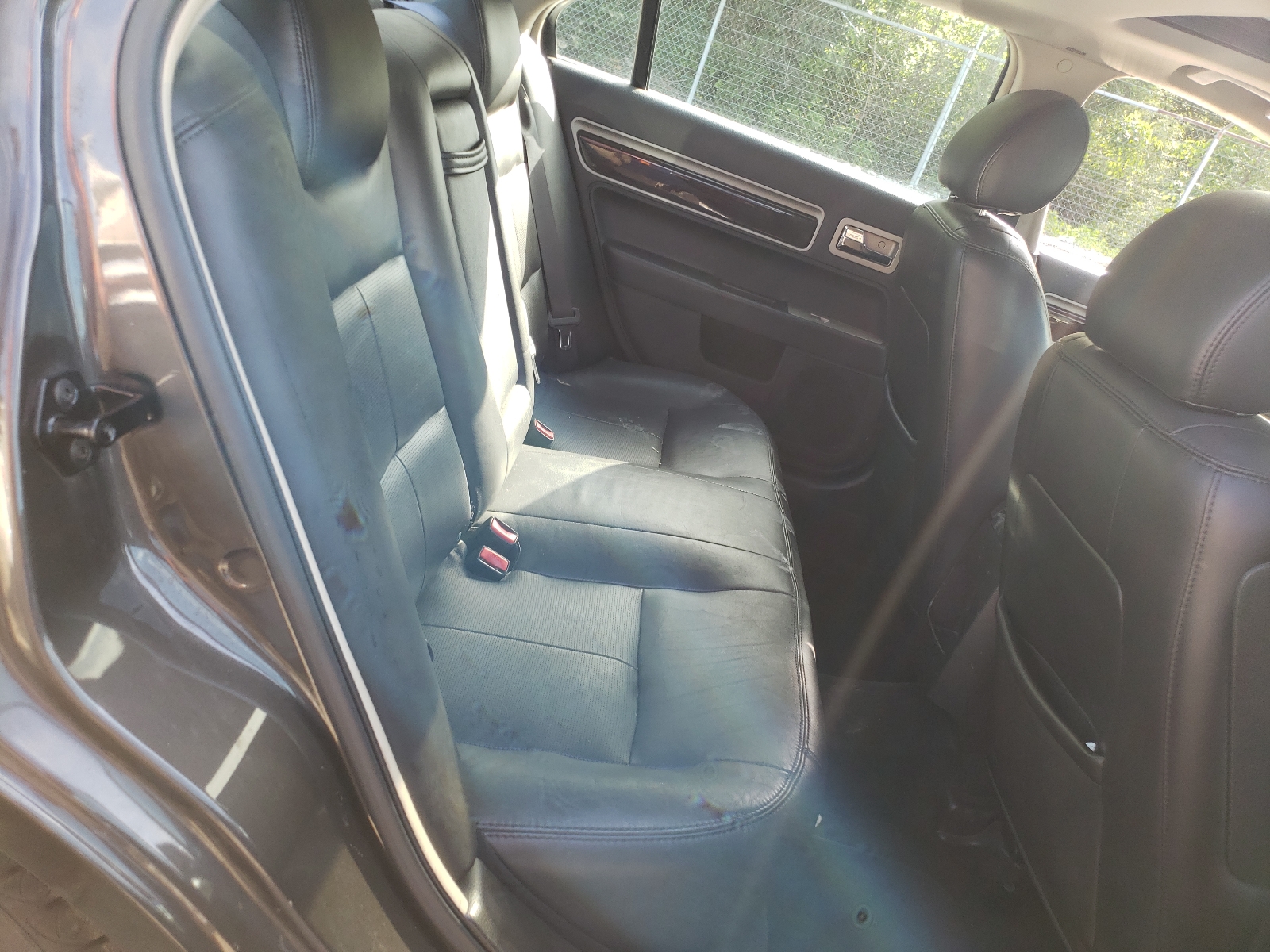 Photo 6 from auction – 2006 LINCOLN ZEPHYR with VIN 3LNHM26146R641403