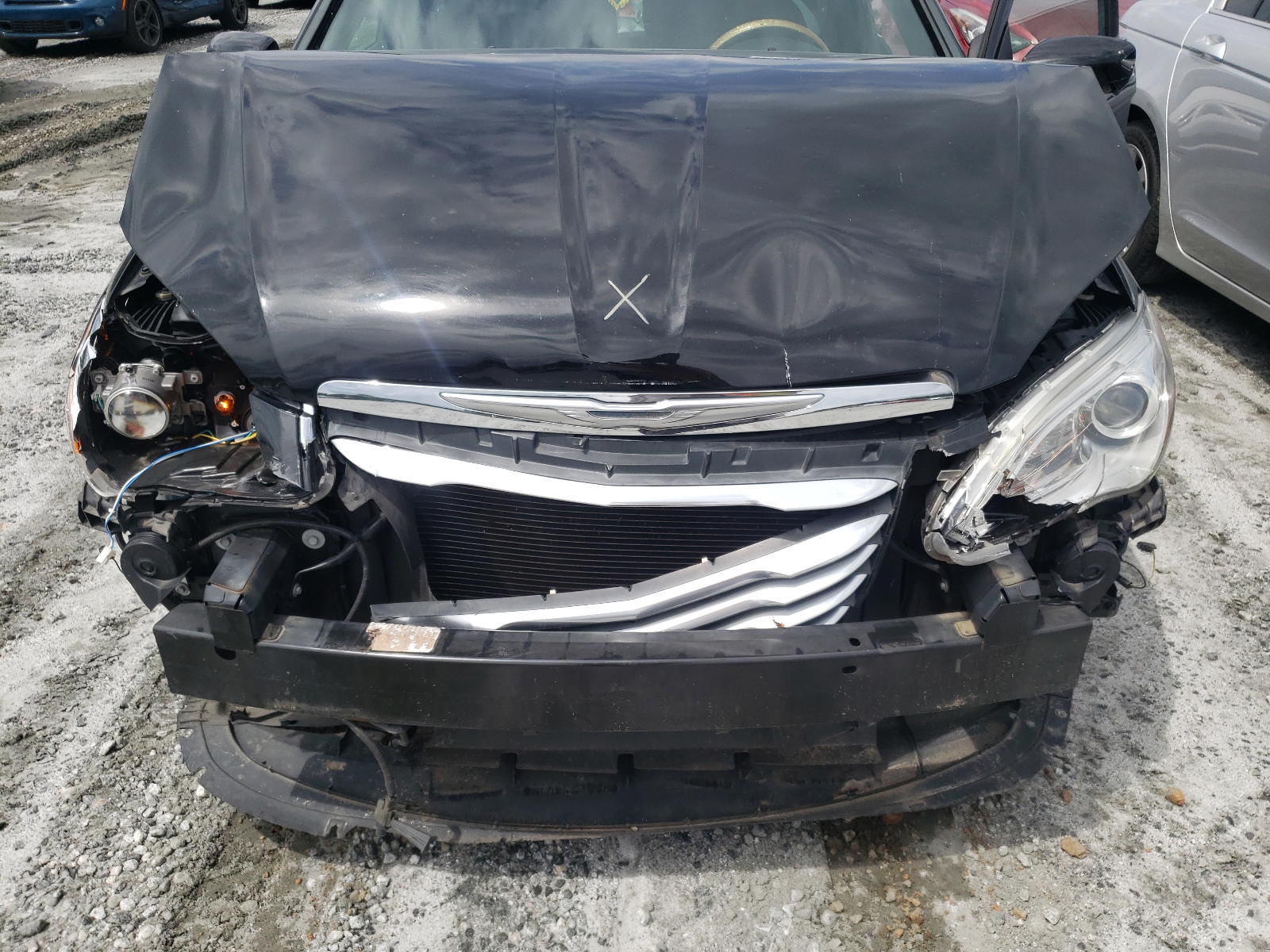 Photo 9 from auction – 2014 CHRYSLER 200 LX with VIN 1C3CCBAG1EN150029