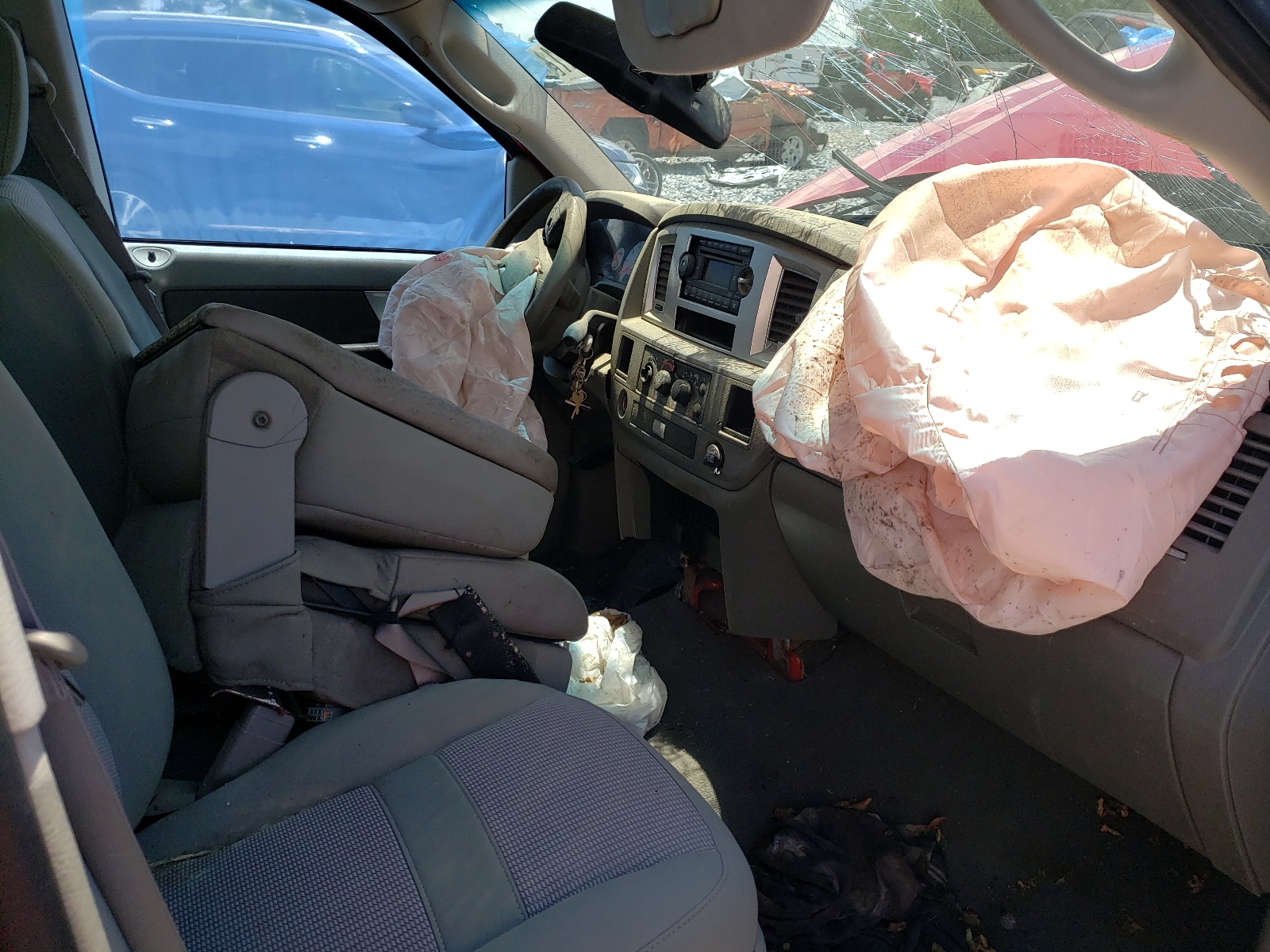 Zdjęcie 5 z aukcji – 2007 DODGE RAM 1500 S z VIN 1D7HA18247S226476