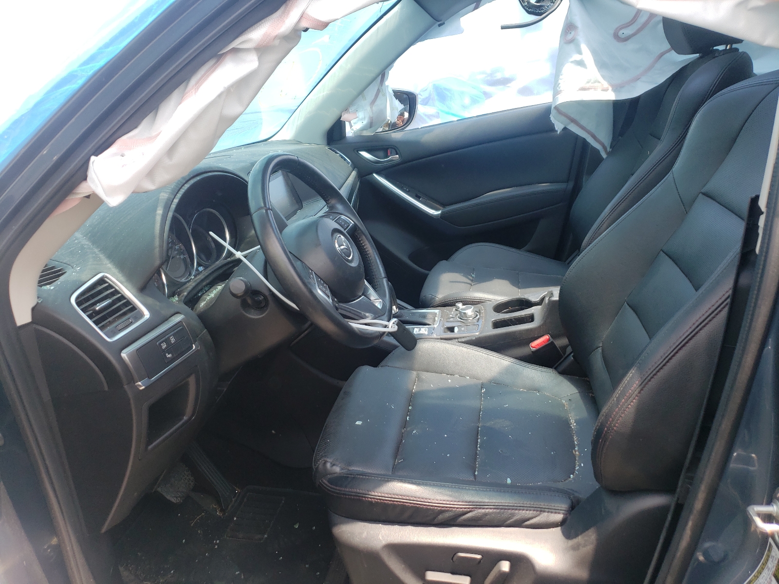 Photo 5 from auction – 2016 MAZDA CX-5 GT with VIN JM3KE2DY7G0693527