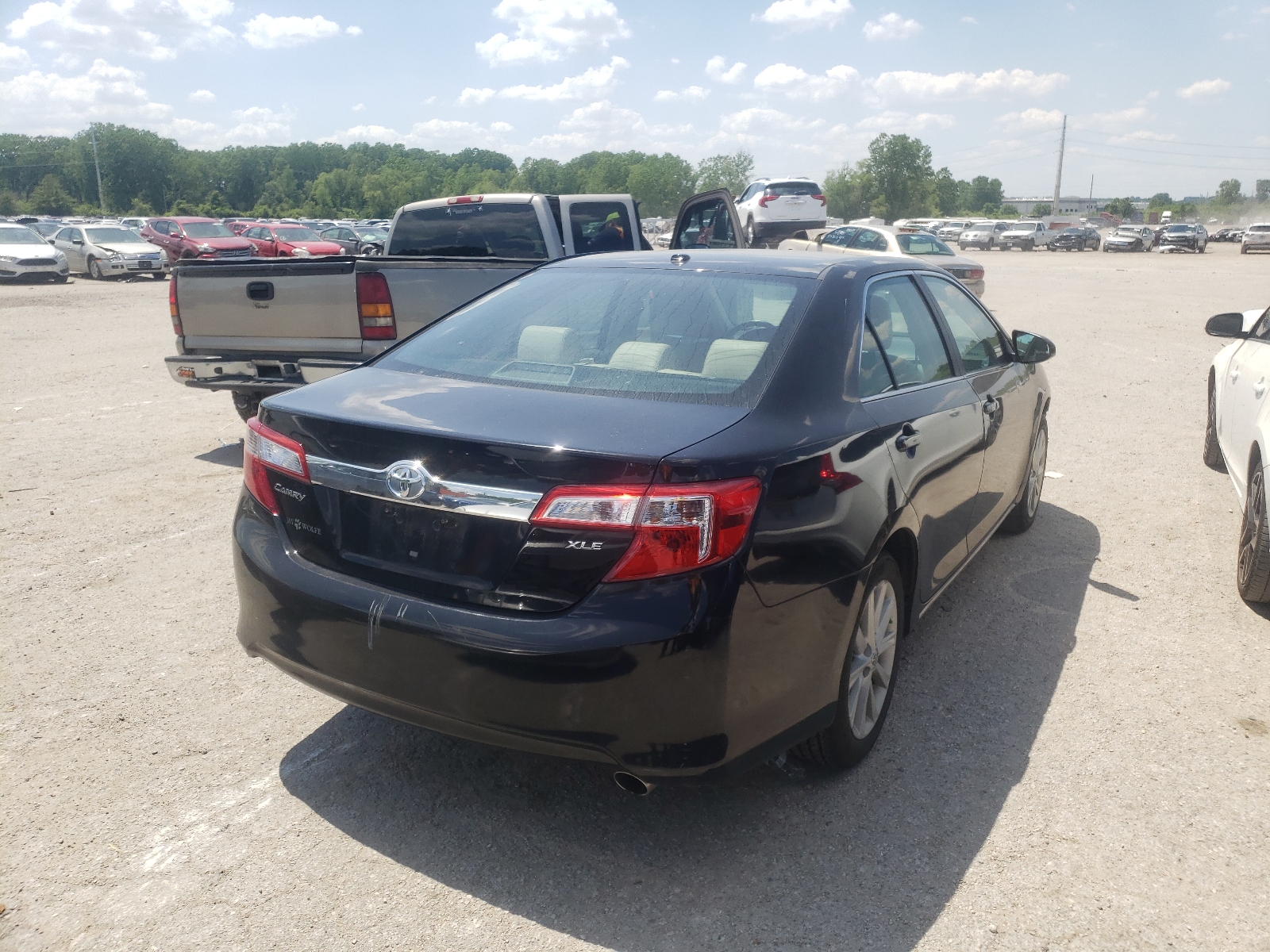 Photo 4 from auction – 2014 TOYOTA CAMRY L with VIN 4T4BF1FK8ER377036