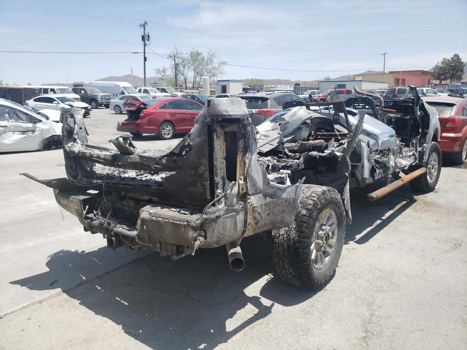 Photo 4 from auction – 2017 FORD F250 SUPER with VIN 1FT7W2B64HEF19755