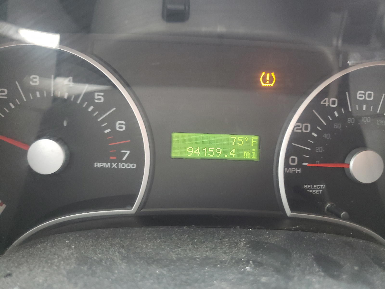 Photo 8 from auction – 2008 FORD EXPLORER X with VIN 1FMEU63E48UA08705