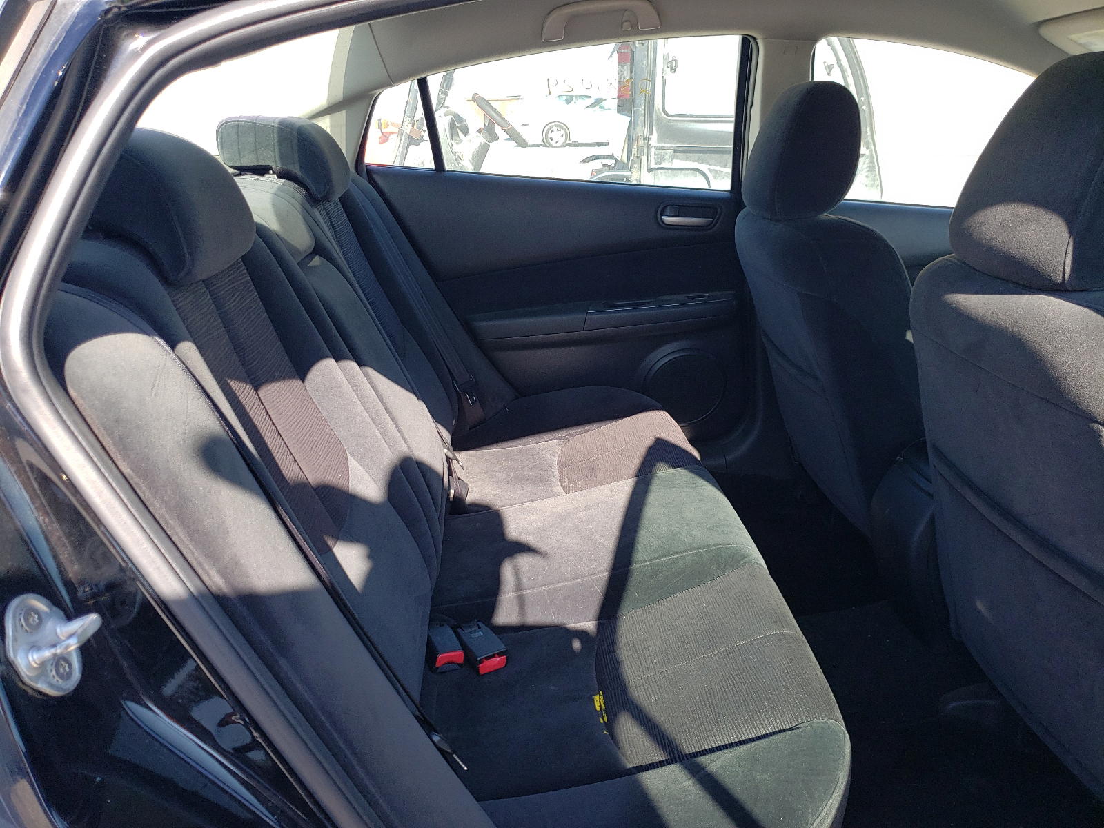 Photo 6 from auction – 2010 MAZDA 6 with VIN 1YVHZ8BH6A5M04896