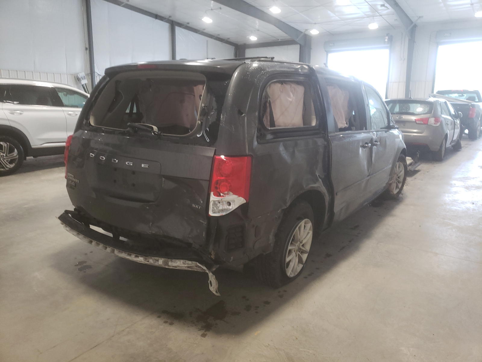 Photo 4 from auction – 2016 DODGE GRAND CARA with VIN 2C4RDGCG9GR134695