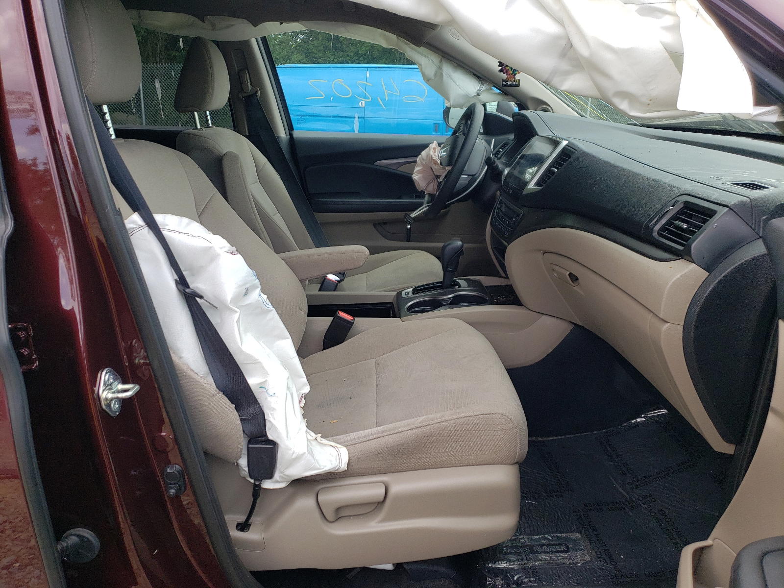 Photo 5 from auction – 2017 HONDA PILOT EX with VIN 5FNYF6H31HB027661