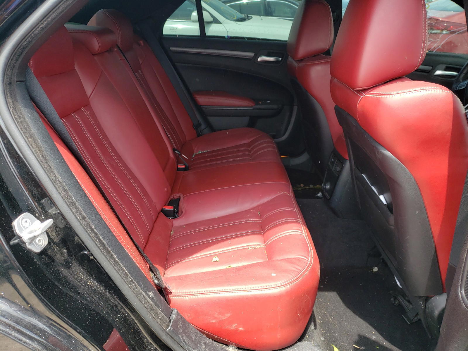 Photo 6 from auction – 2013 CHRYSLER 300 S with VIN 2C3CCABG8DH515208