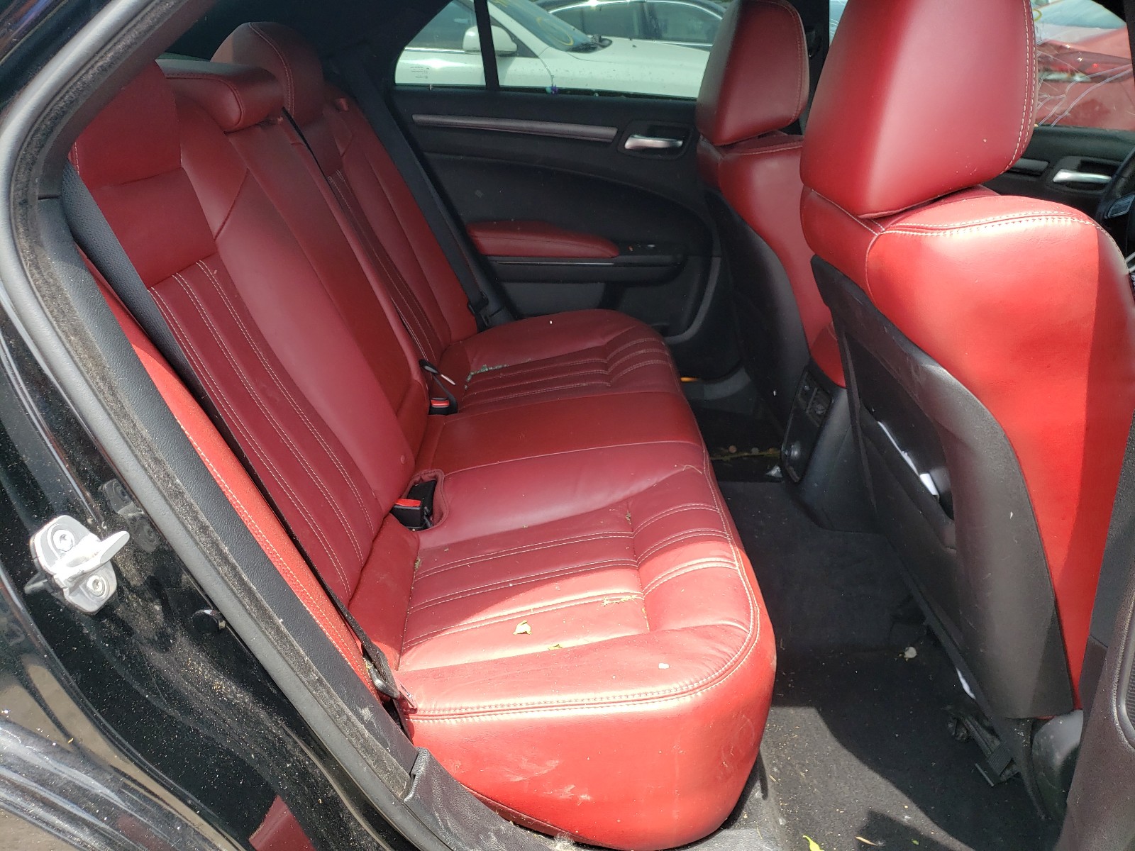 Фото 6 с аукциона – 2013 CHRYSLER 300 S с VIN 2C3CCABG8DH515208