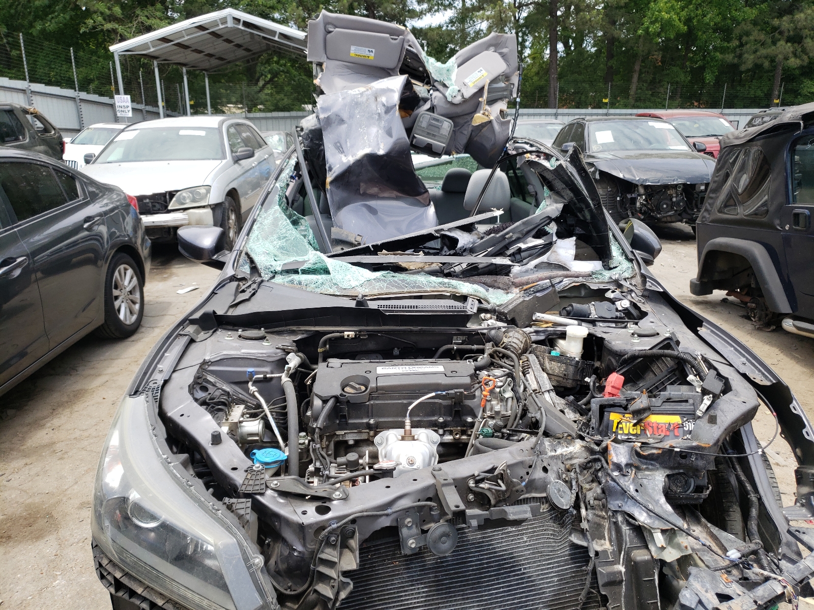 Photo 9 from auction – 2014 HONDA ACCORD LX with VIN 1HGCR2F33EA090361