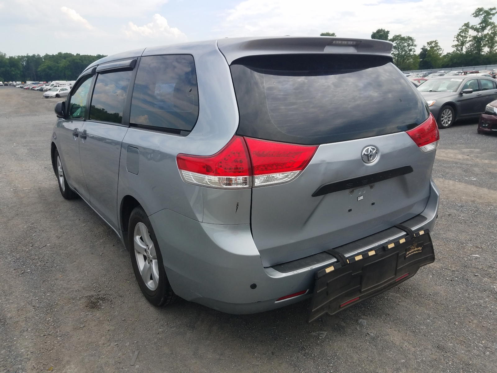 Photo 3 from auction – 2012 TOYOTA SIENNA with VIN 5TDZK3DC9CS185674