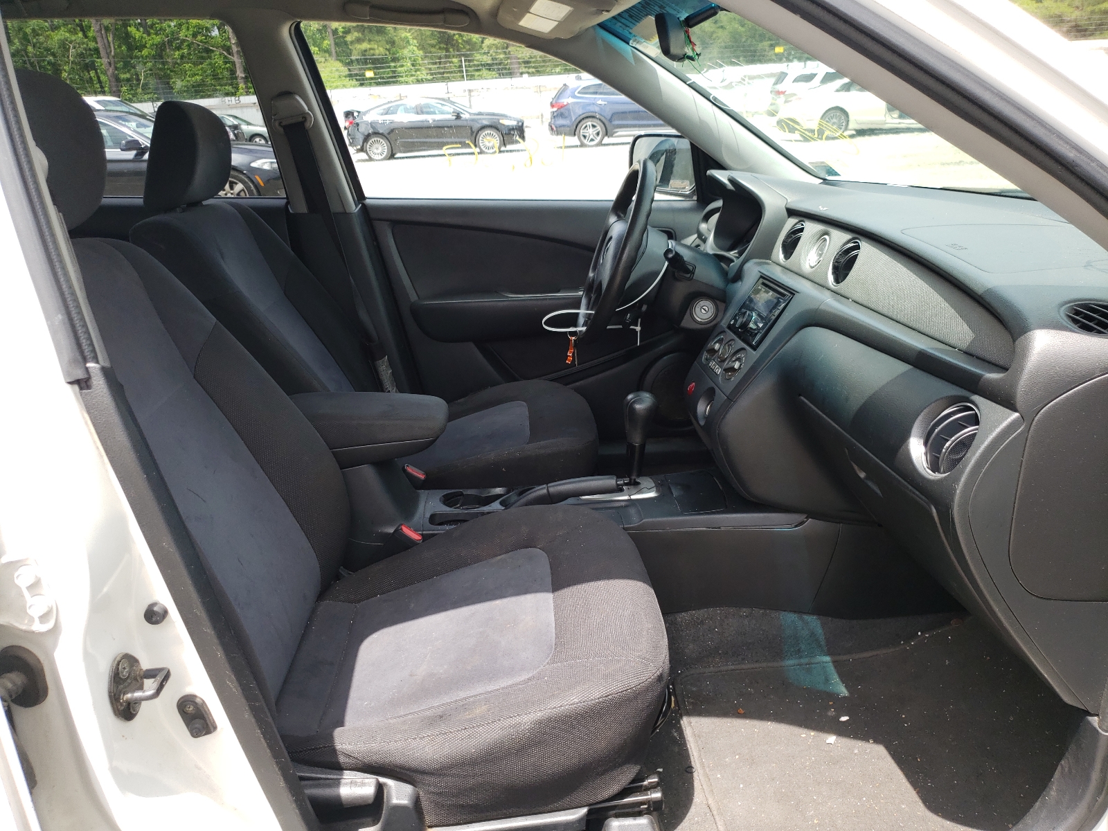 Photo 5 from auction – 2003 MITSUBISHI OUTLANDER with VIN JA4LZ31G23U053774