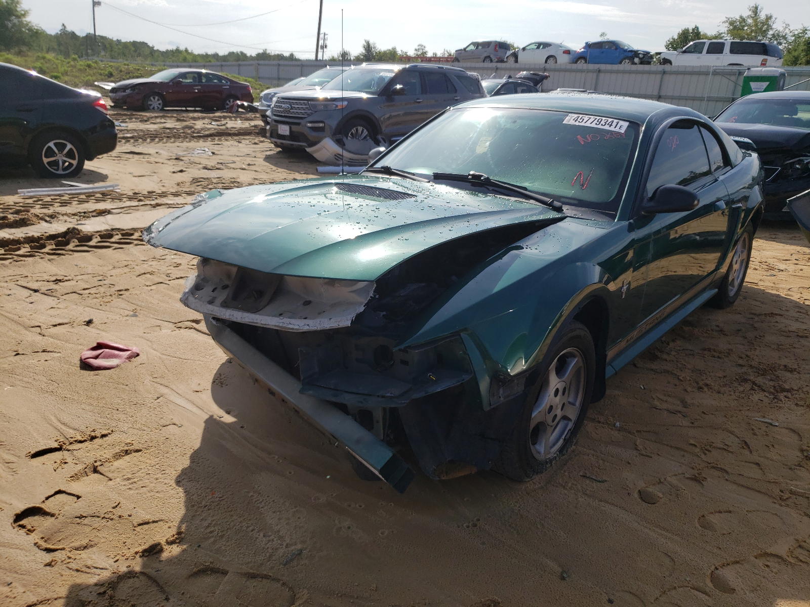 Photo 2 from auction – 2002 FORD MUSTANG with VIN 1FAFP40462F191445