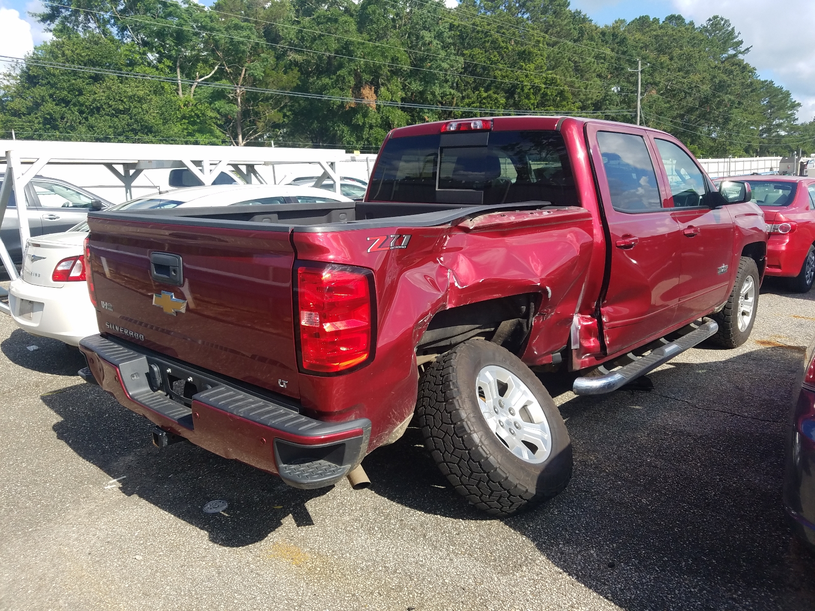 Zdjęcie 4 z aukcji – 2018 CHEVROLET SILVERADO z VIN 3GCUKREC7JG536718