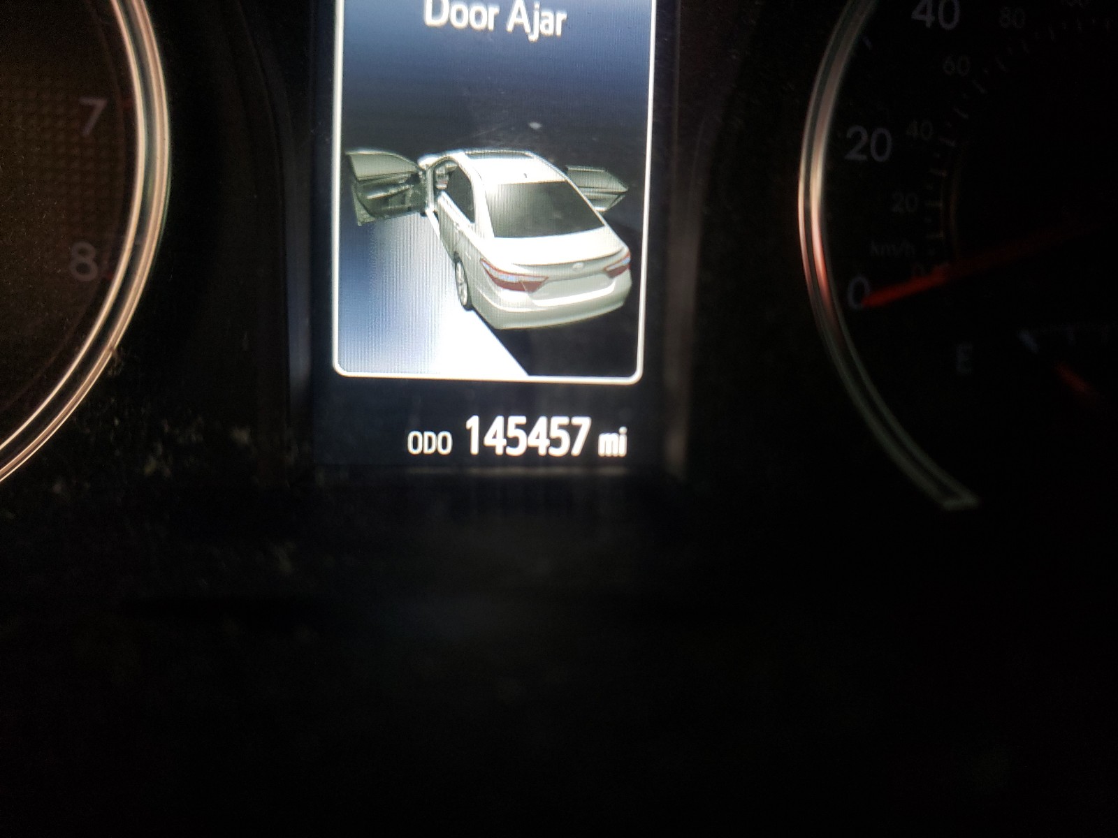 Photo 8 from auction – 2017 TOYOTA CAMRY LE with VIN 4T1BF1FK9HU316969
