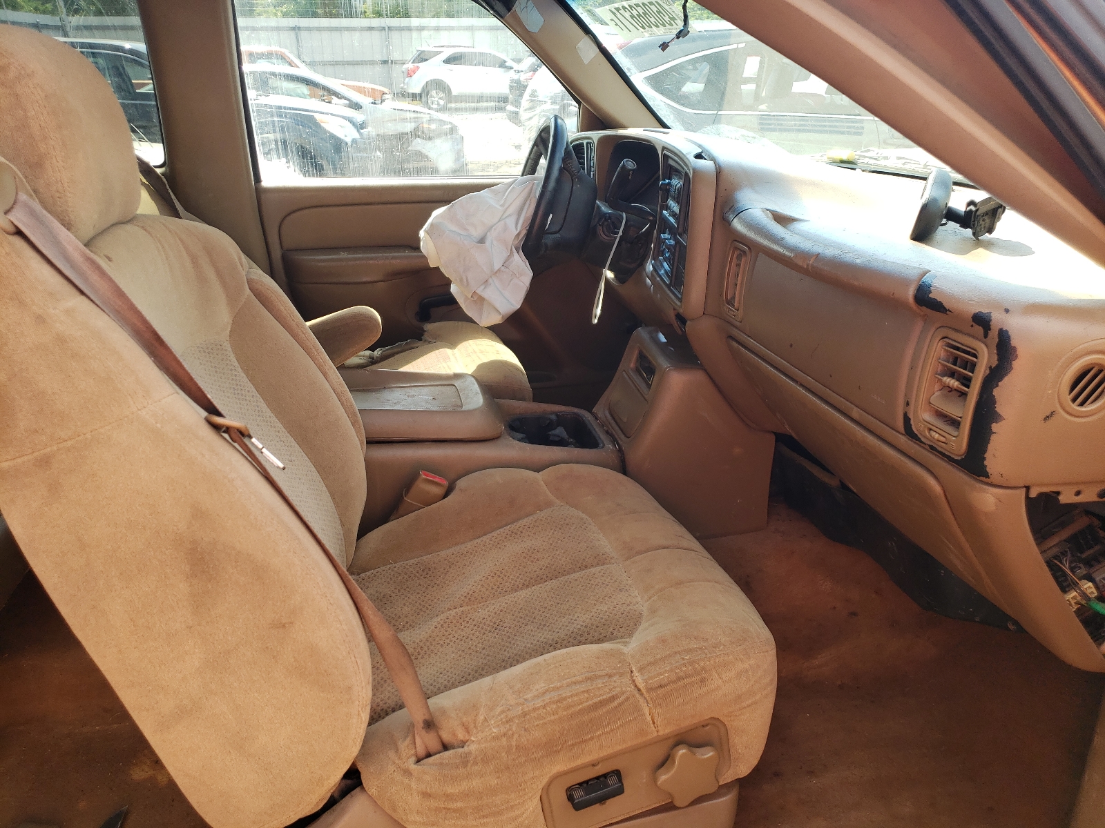 Фото 5 с аукциона – 2000 CHEVROLET SILVERADO с VIN 2GCEK19T4Y1208269