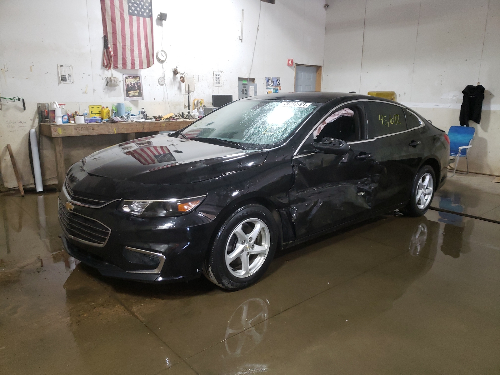 Photo 2 from auction – 2017 CHEVROLET MALIBU LS with VIN 1G1ZB5ST5HF167669