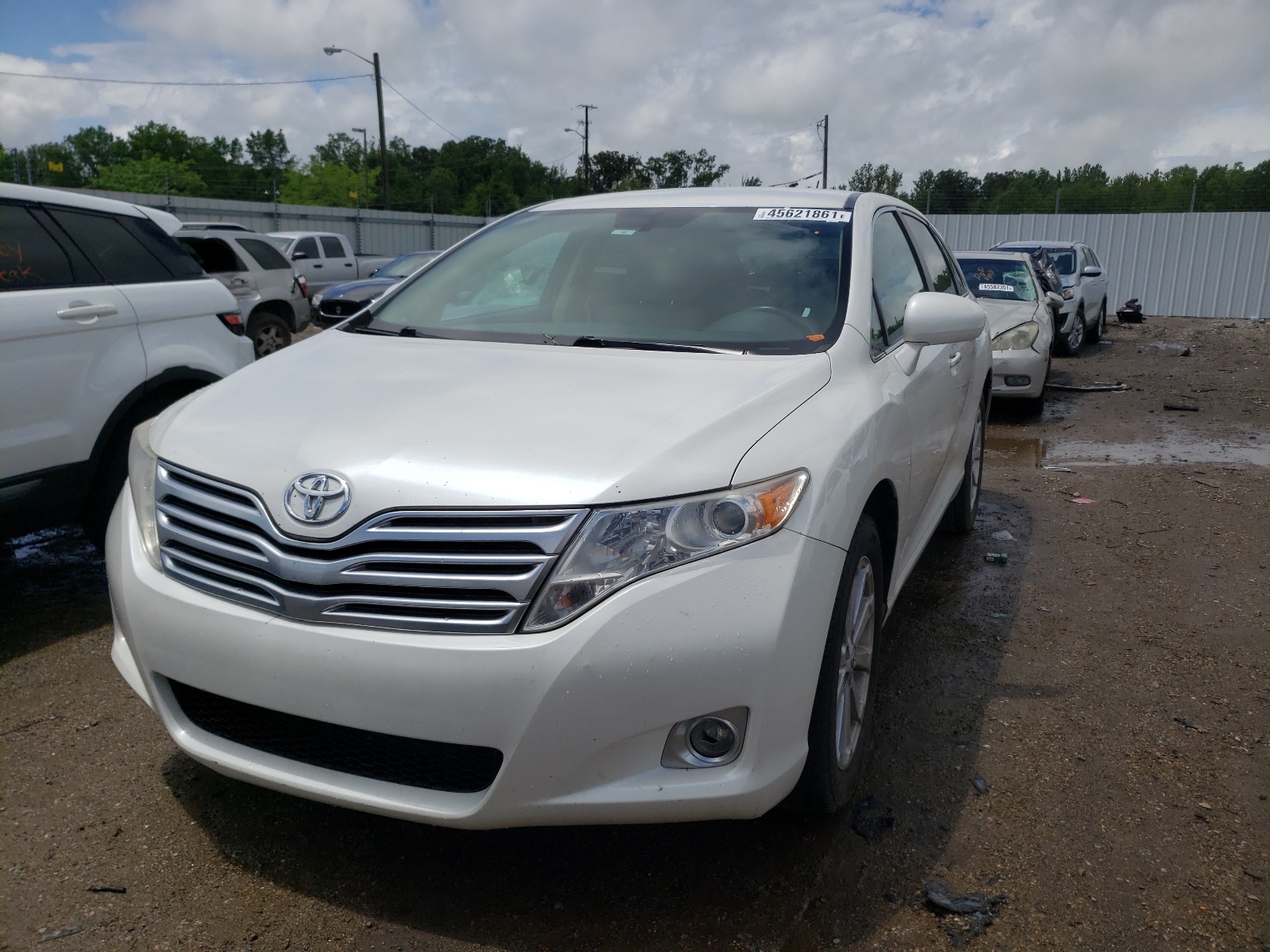 Photo 2 from auction – 2010 TOYOTA VENZA with VIN 4T3ZA3BB5AU038390