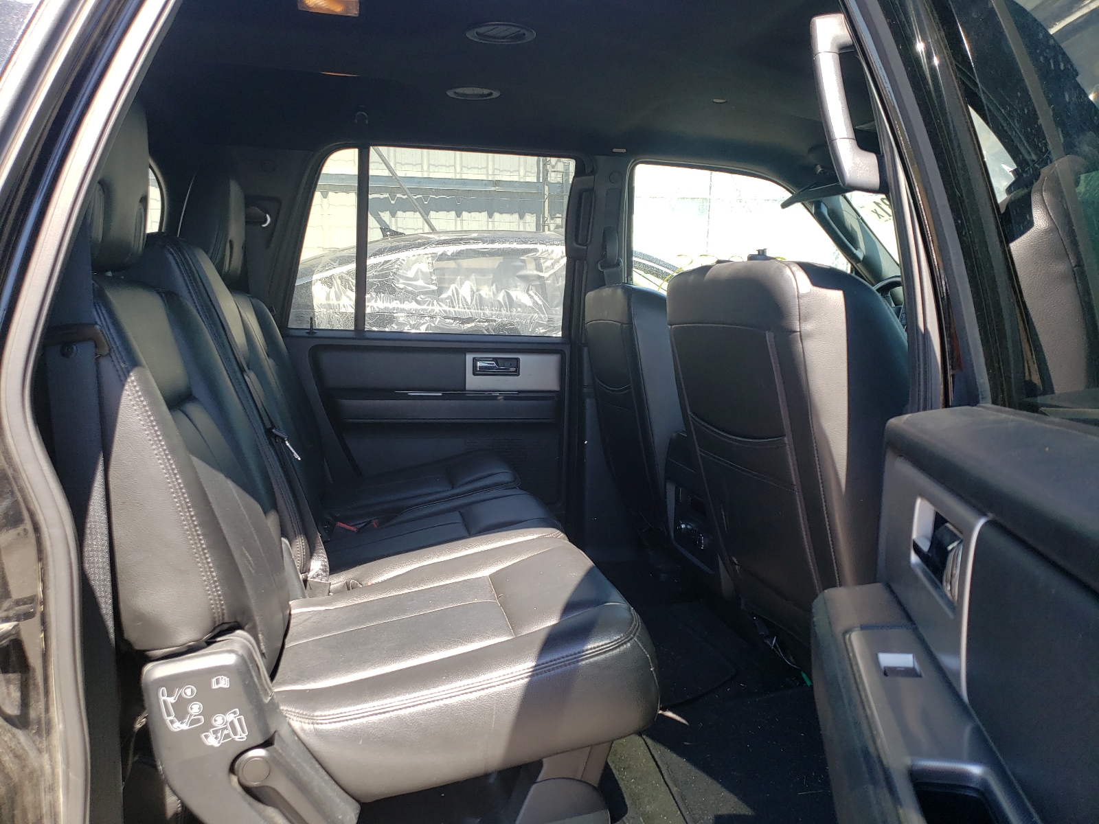Photo 6 from auction – 2016 FORD EXPEDITION with VIN 1FMJK1JT3GEF38794