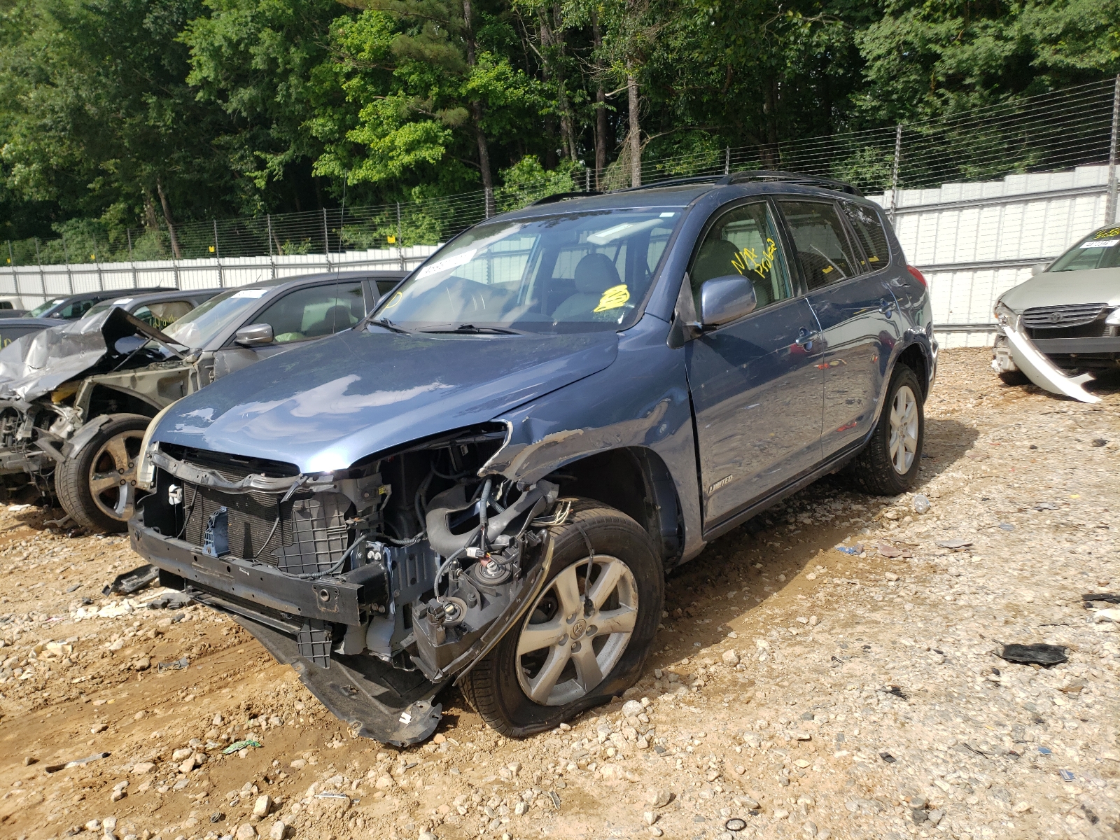 Photo 2 from auction – 2008 TOYOTA RAV4 LIMIT with VIN JTMBD31V786076929