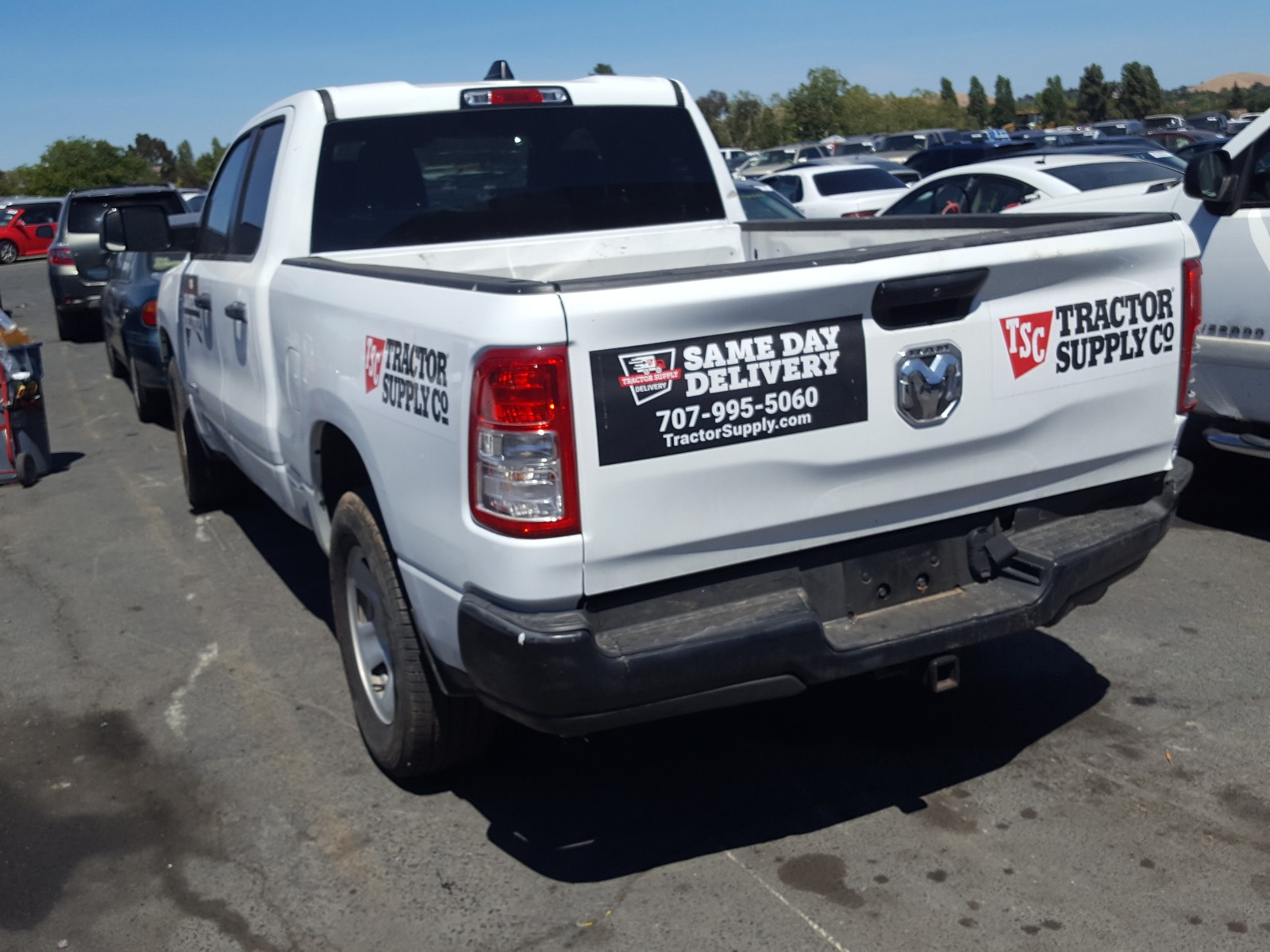 Photo 3 from auction – 2020 RAM 1500 TRADE with VIN 1C6SRECG5LN385977