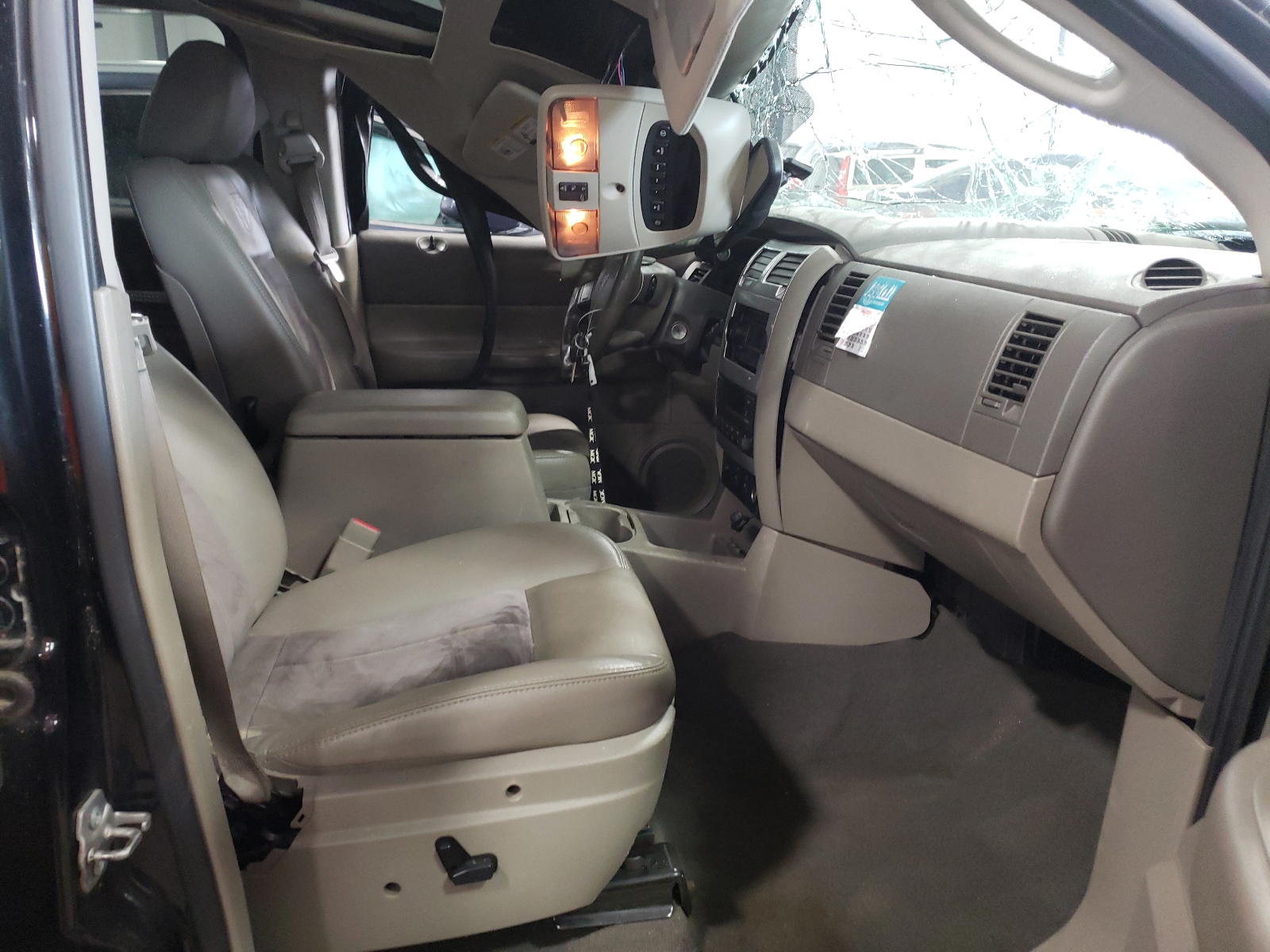 Photo 5 from auction – 2007 DODGE DURANGO LI with VIN 1D8HB58247F579504