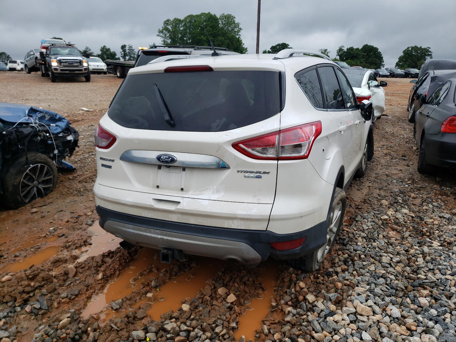 Photo 4 from auction – 2016 FORD ESCAPE TIT with VIN 1FMCU9J99GUB37360