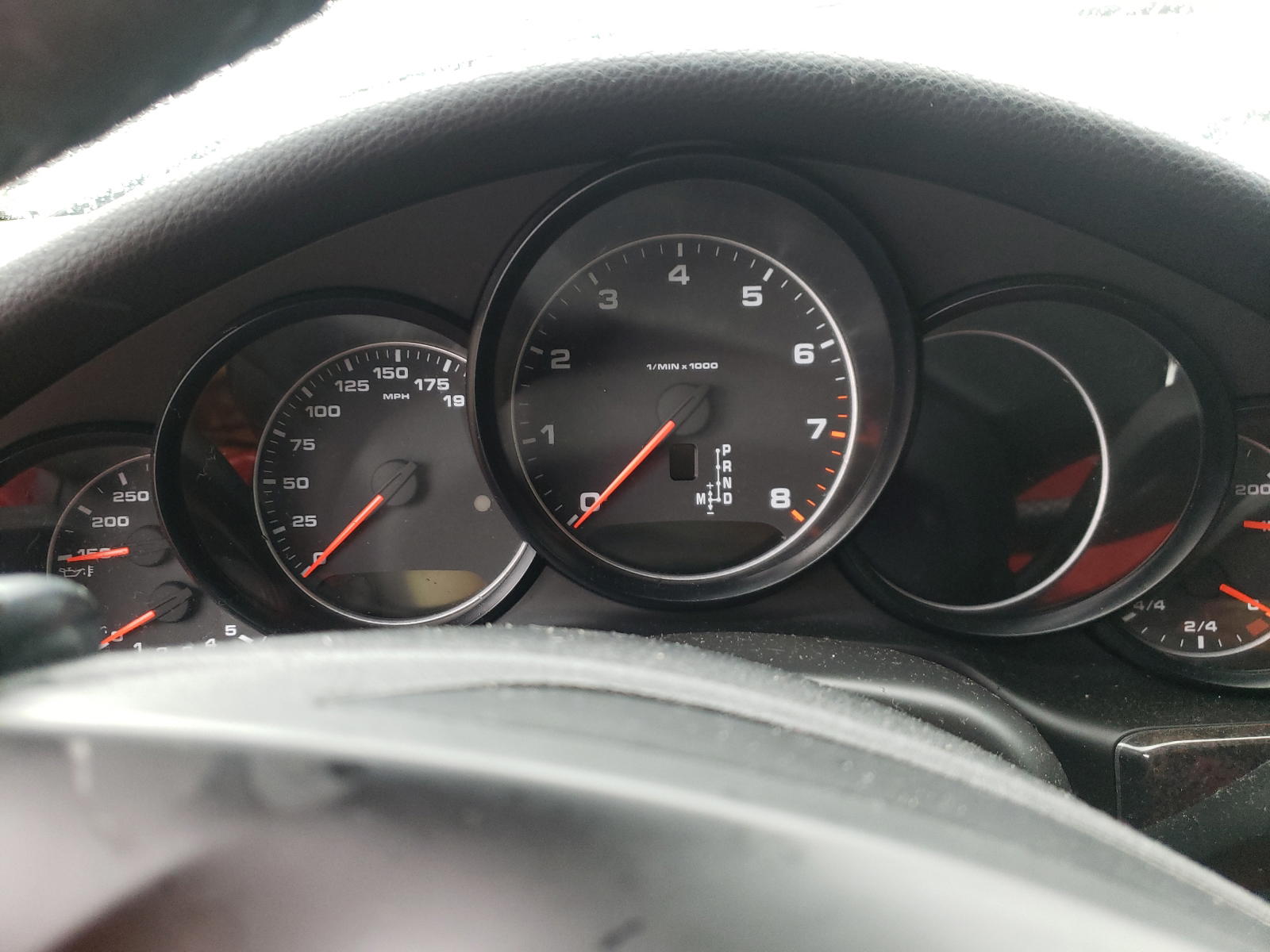 Photo 8 from auction – 2014 PORSCHE PANAMERA 2 with VIN WP0AA2A78EL012122