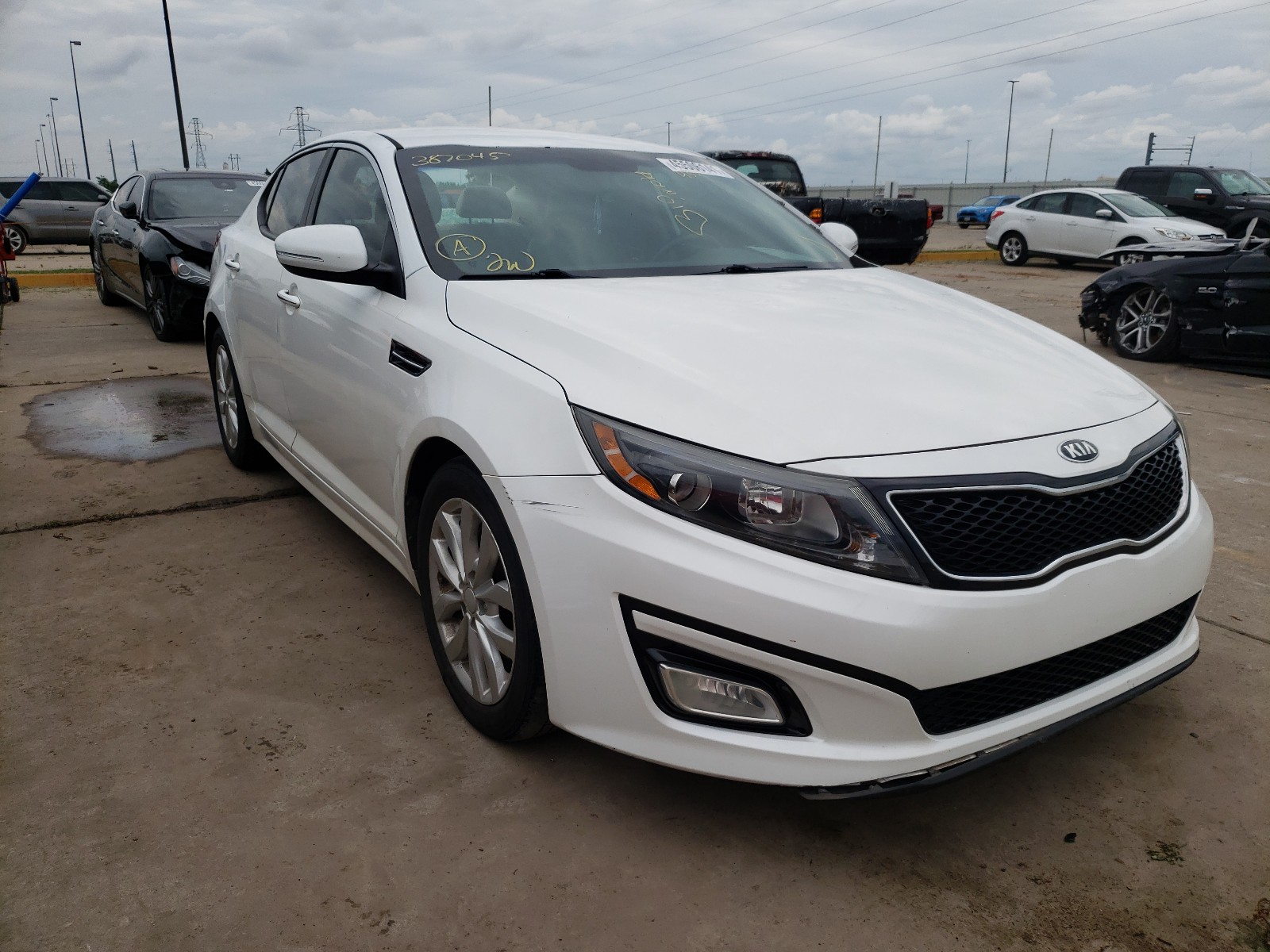 KIA OPTIMA EX 2015 con VIN 5XXGN4A70FG387045 - Foto de la subasta