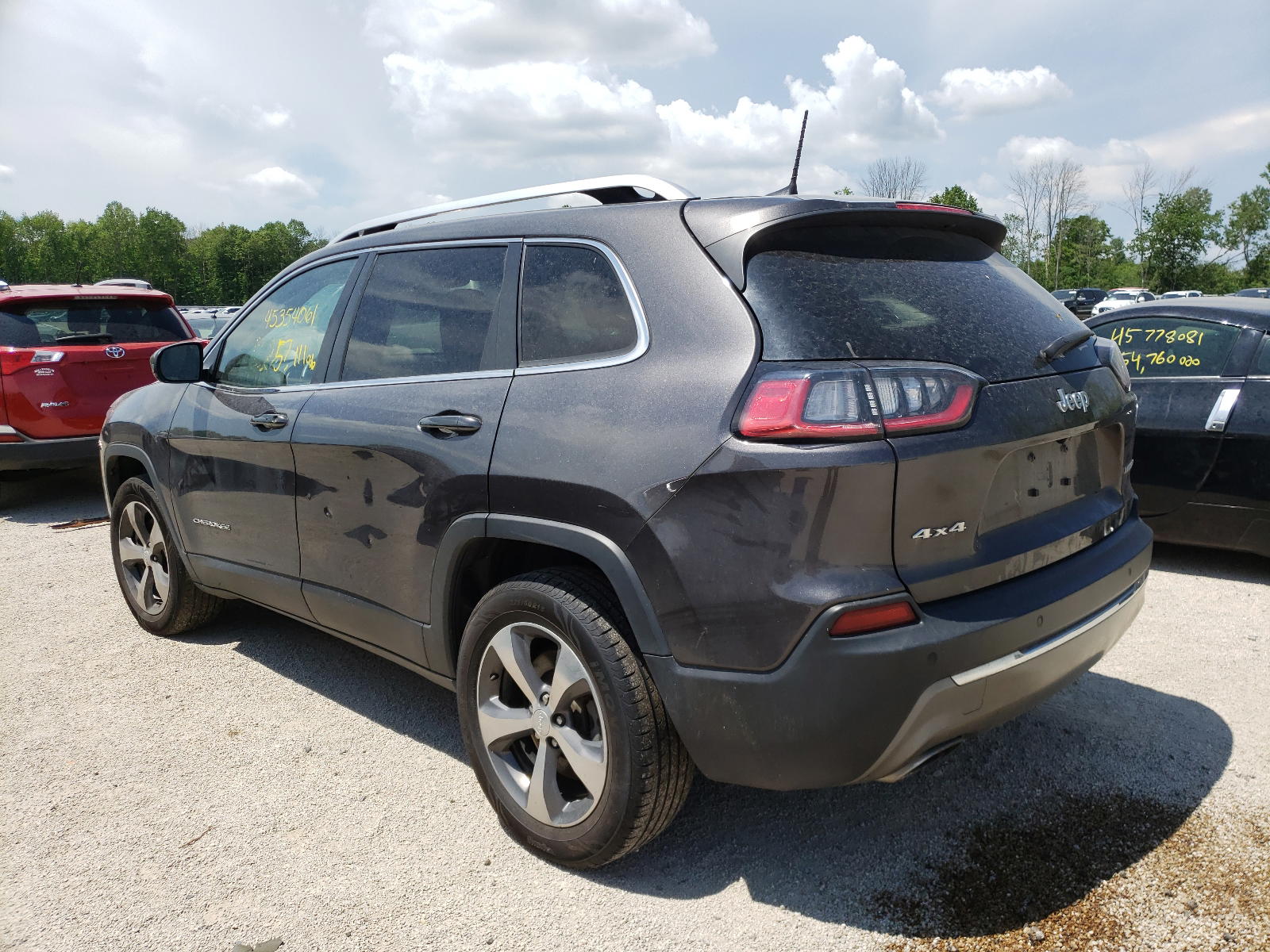 Photo 3 from auction – 2019 JEEP CHEROKEE L with VIN 1C4PJMDN9KD123767