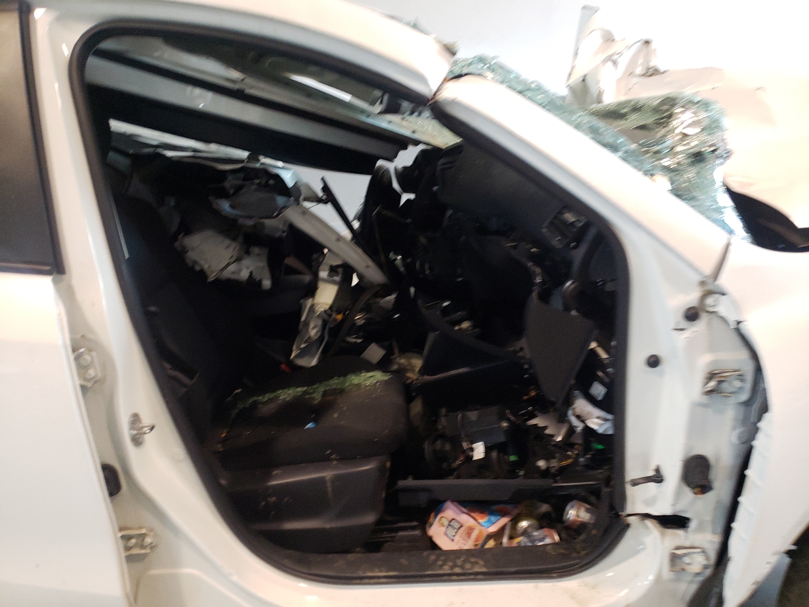 Photo 5 from auction – 2015 MAZDA CX-5 SPORT with VIN JM3KE2BE1F0494478