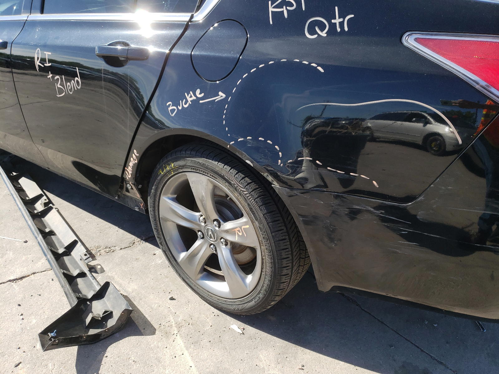 Photo 9 from auction – 2012 ACURA TL with VIN 19UUA9E56CA009194