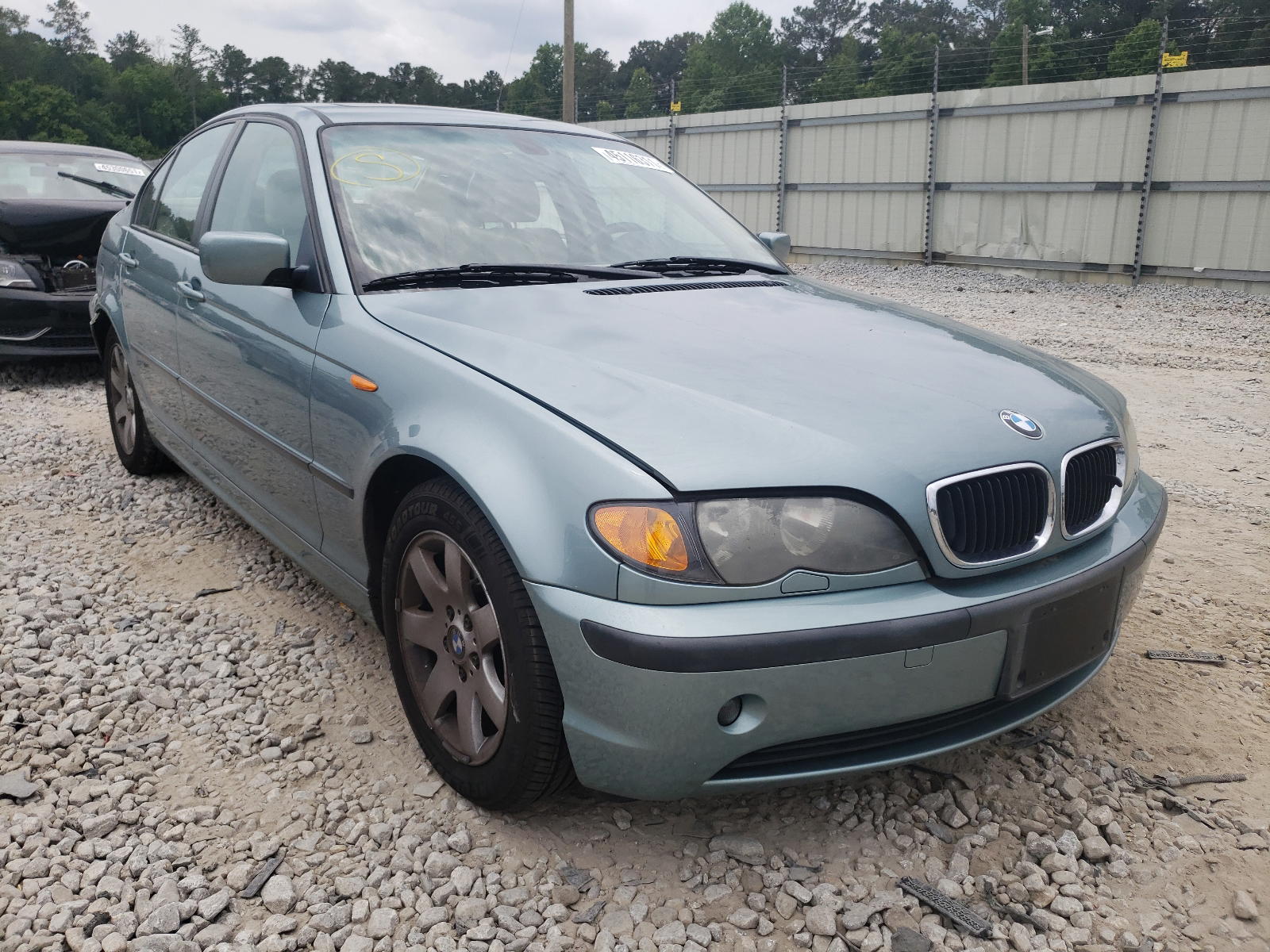 BMW 325 I 2005 with VIN WBAET37455NJ89436 - Photo from auction