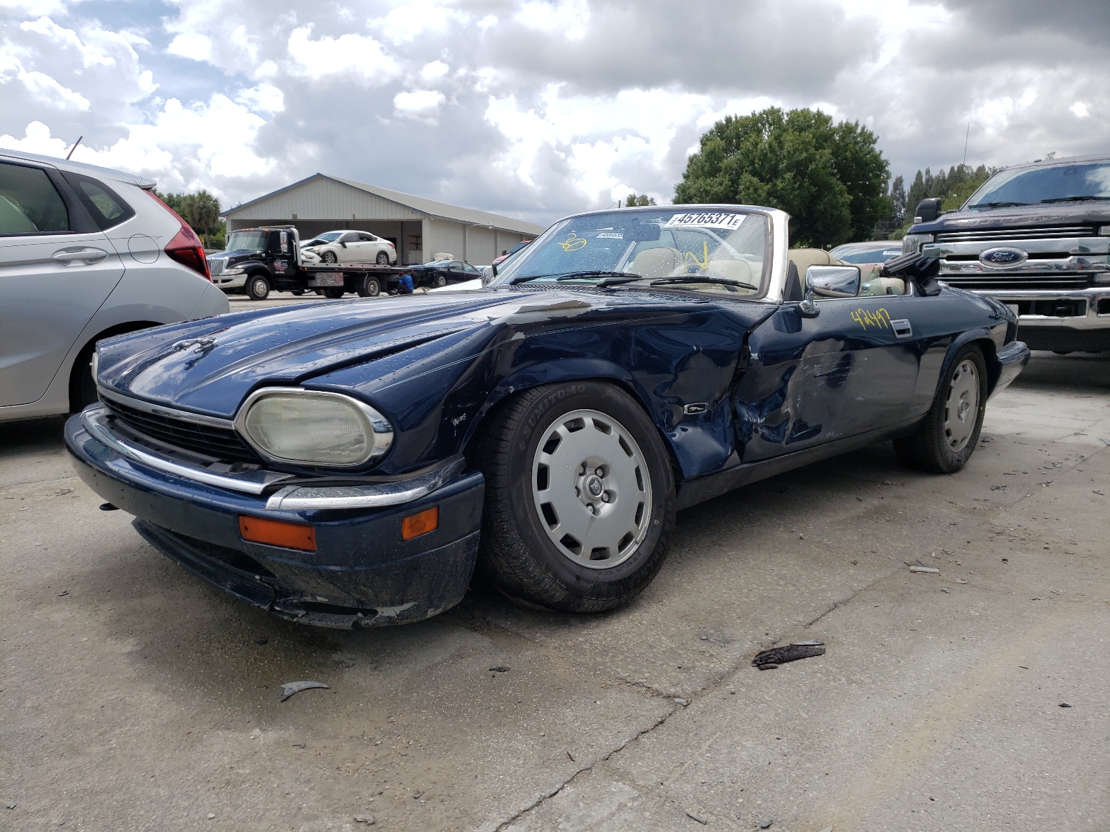 Photo 2 from auction – 1996 JAGUAR XJS 2+2 with VIN SAJNX2741TC225005