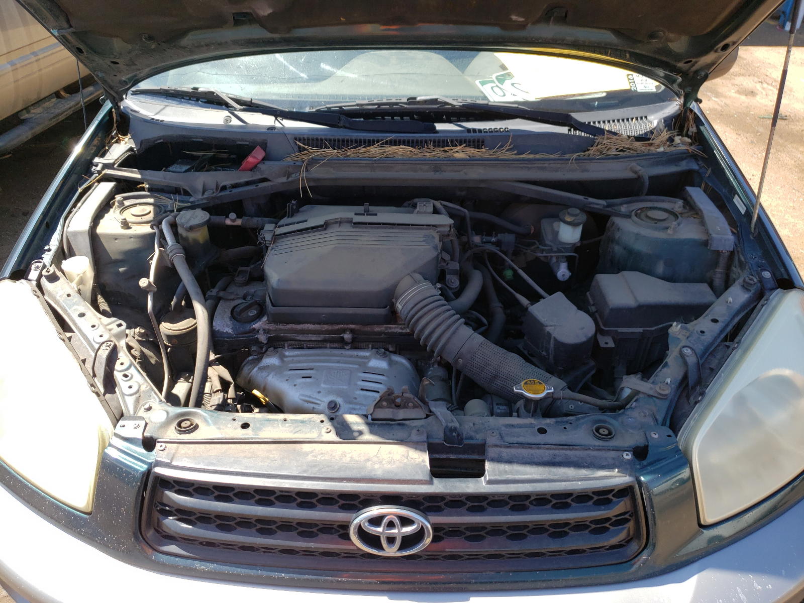 Photo 7 from auction – 2002 TOYOTA RAV4 with VIN JTEHH20V120169557