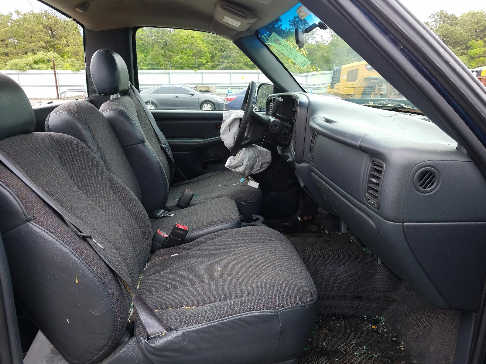 Photo 5 from auction – 2002 CHEVROLET SILVERADO with VIN 1GCEC14W12Z112483